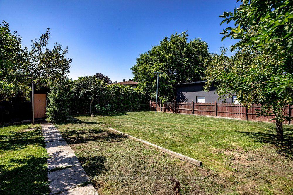 Photo 45 of 118 Pottruff Road S, Hamilton, Kentley — HOMEH