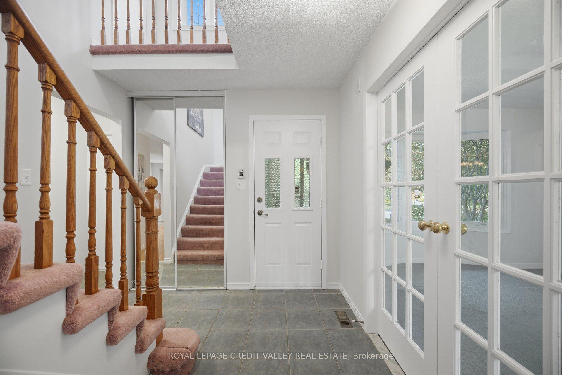 Photo 6 of 49 Sutter Avenue, Brampton, Brampton West — HOMEH