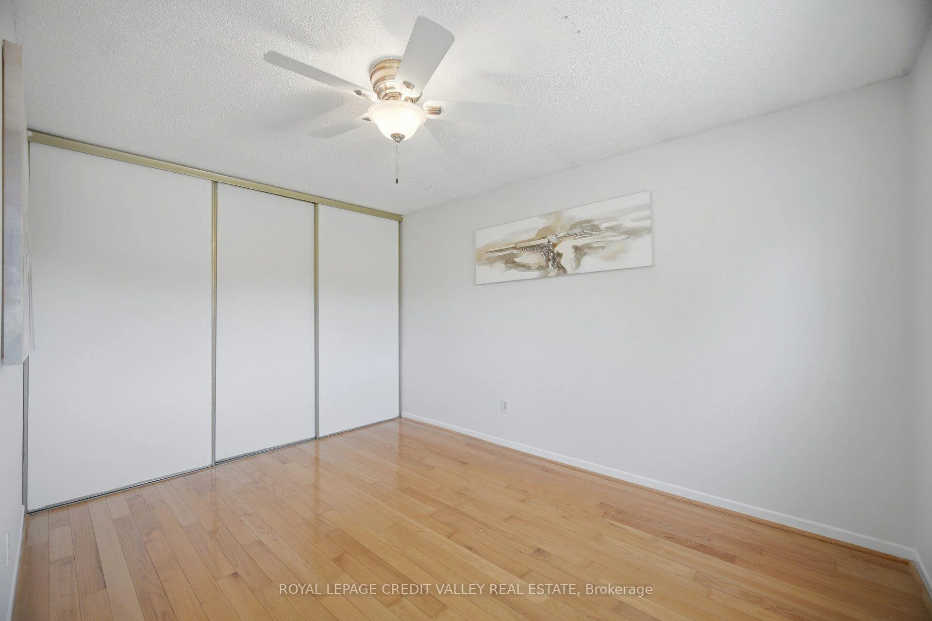Photo 25 of 49 Sutter Avenue, Brampton, Brampton West — HOMEH