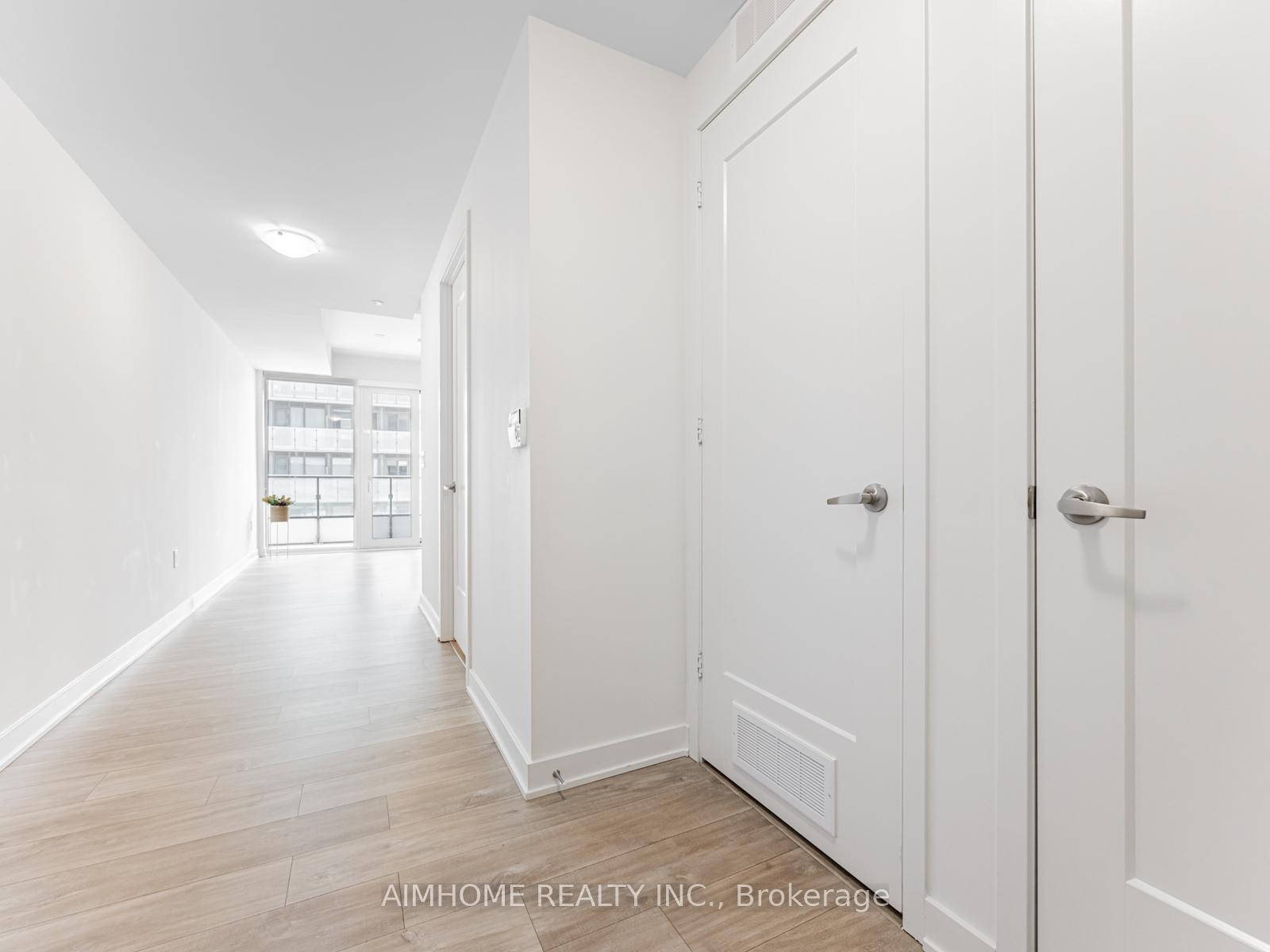 Photo 4 of Unit 2116, 70 Princess Street, Toronto, Waterfront Communities — HOMEH