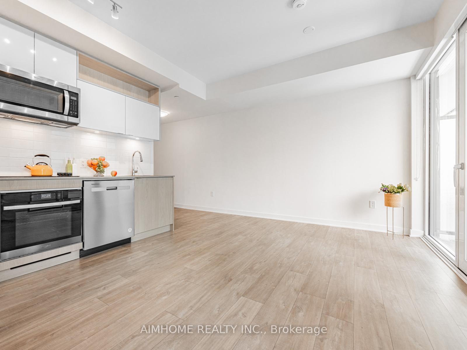 Photo 8 of Unit 2116, 70 Princess Street, Toronto, Waterfront Communities — HOMEH