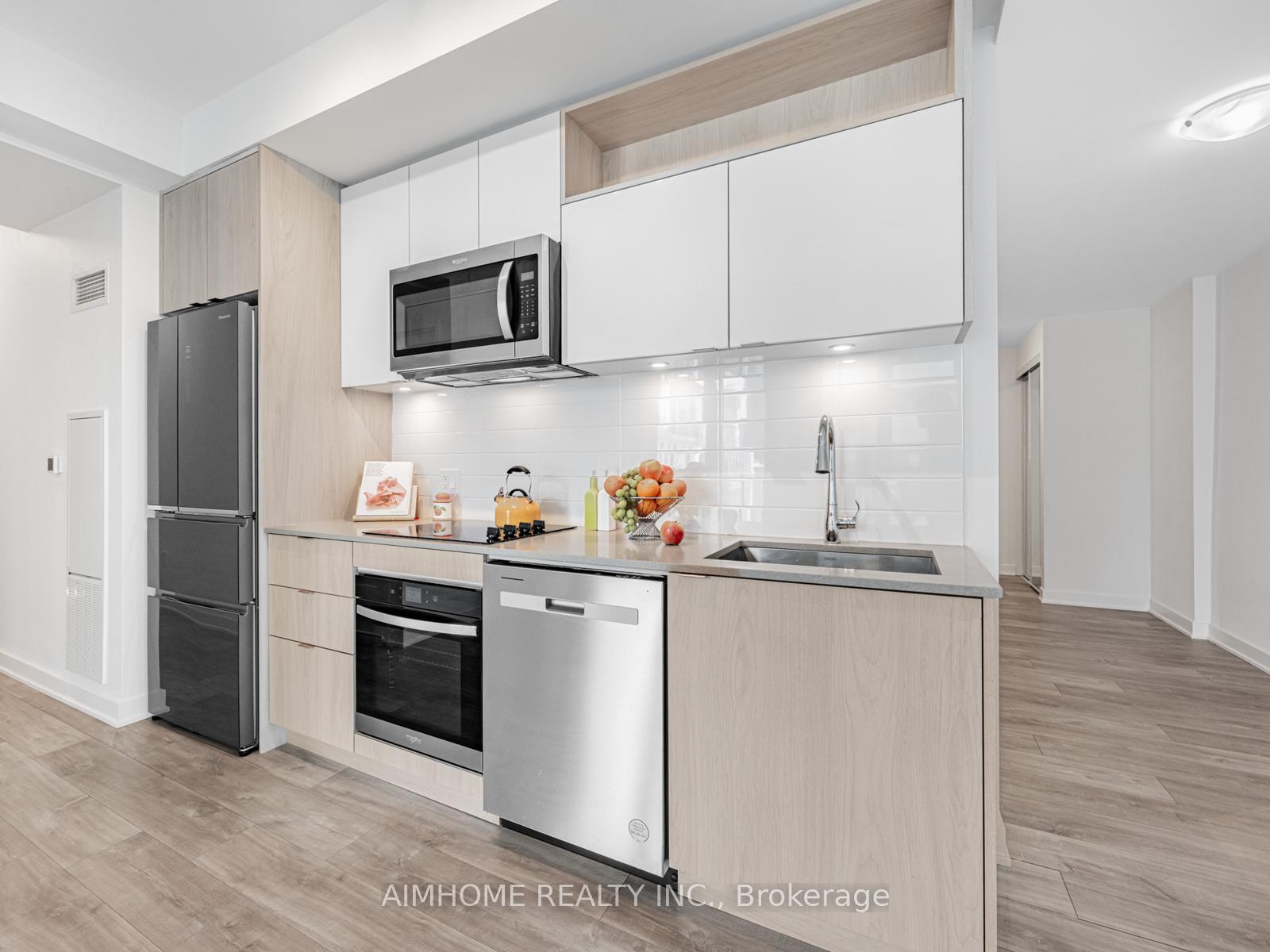 Photo 12 of Unit 2116, 70 Princess Street, Toronto, Waterfront Communities — HOMEH