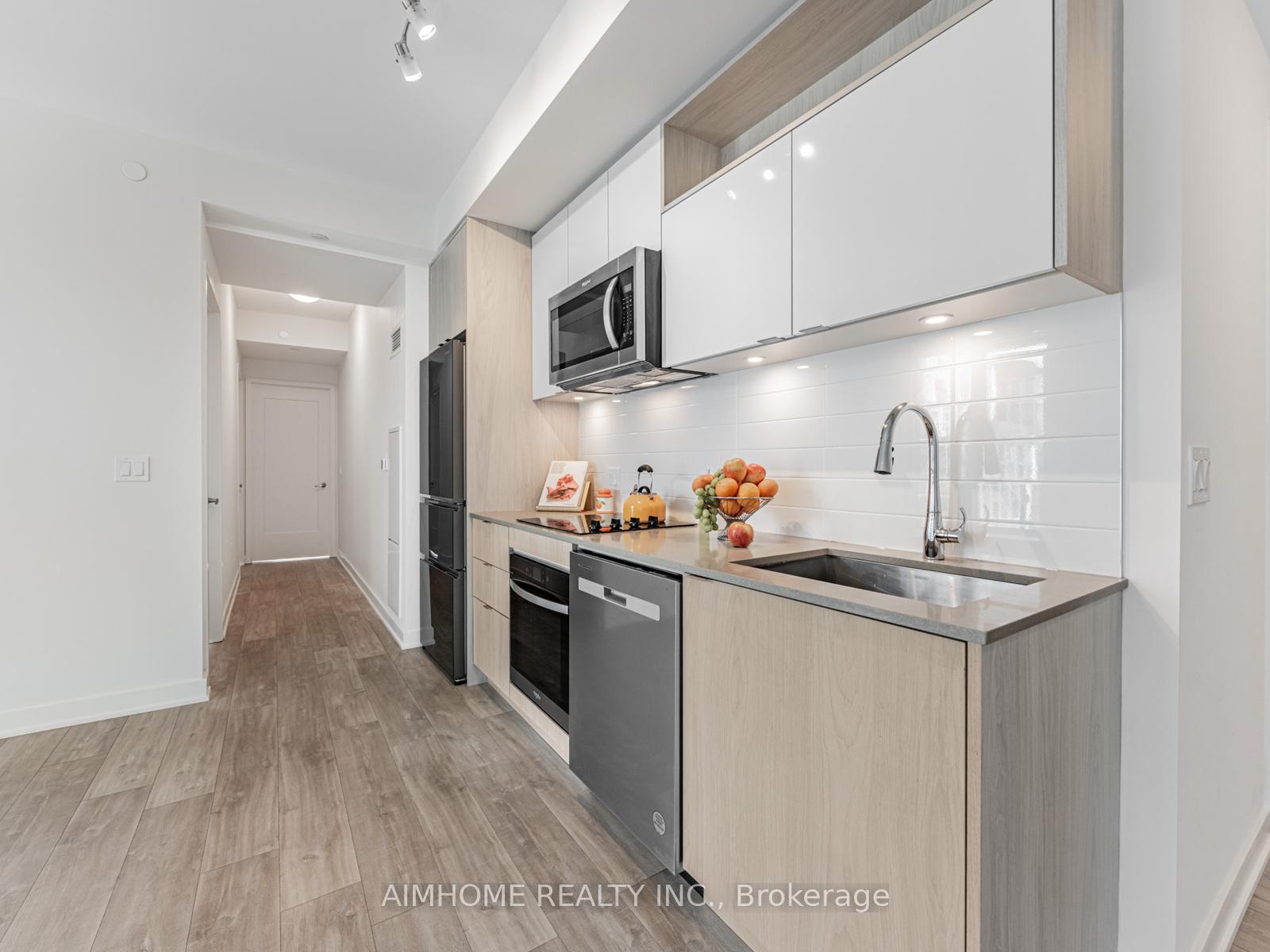 Photo 13 of Unit 2116, 70 Princess Street, Toronto, Waterfront Communities — HOMEH