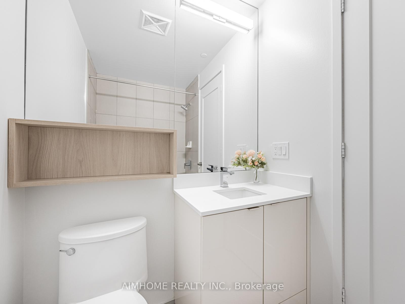 Photo 14 of Unit 2116, 70 Princess Street, Toronto, Waterfront Communities — HOMEH