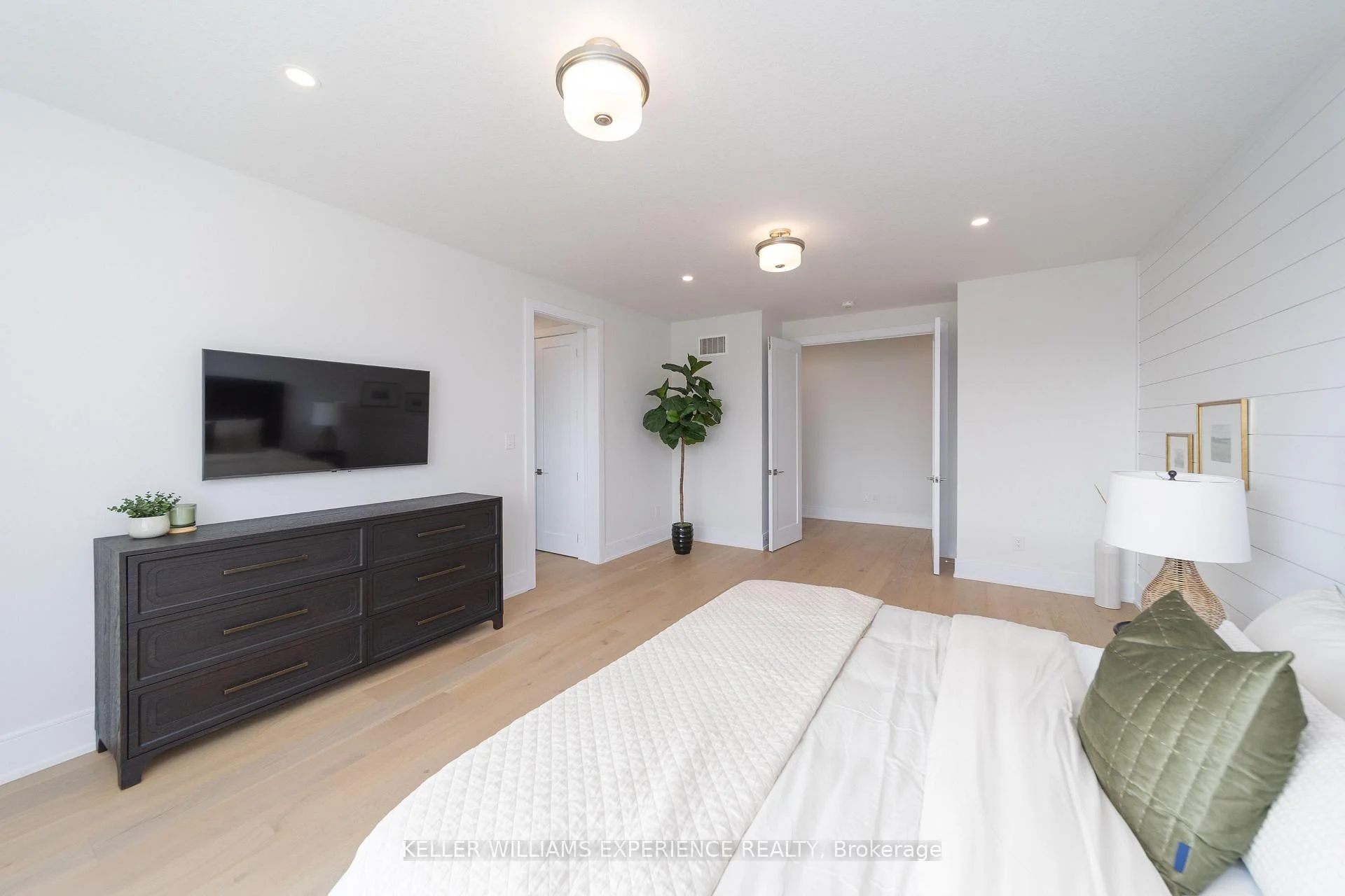 Photo 3 of 96 Waverley Heights, Tay, Waverley — HOMEH