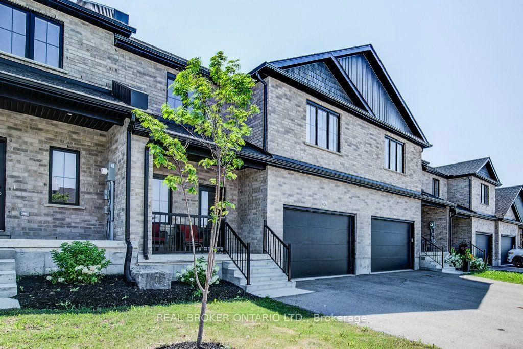 Photo 4 of 654 Wray Avenue S, North Perth, Listowel — HOMEH