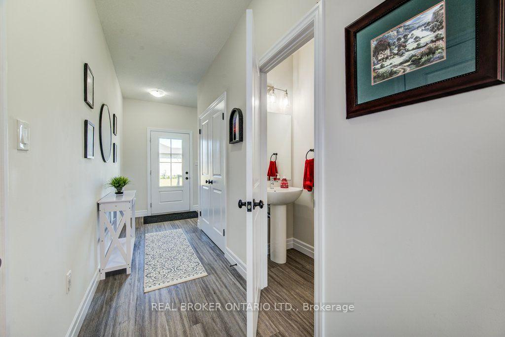 Photo 10 of 654 Wray Avenue S, North Perth, Listowel — HOMEH