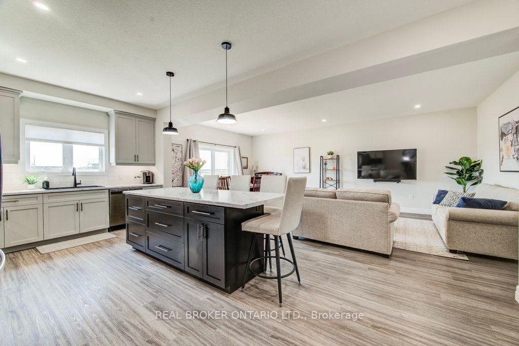 Photo 13 of 654 Wray Avenue S, North Perth, Listowel — HOMEH
