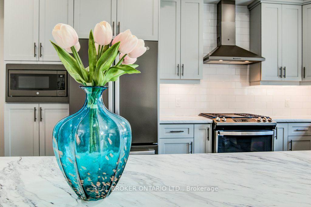 Photo 15 of 654 Wray Avenue S, North Perth, Listowel — HOMEH