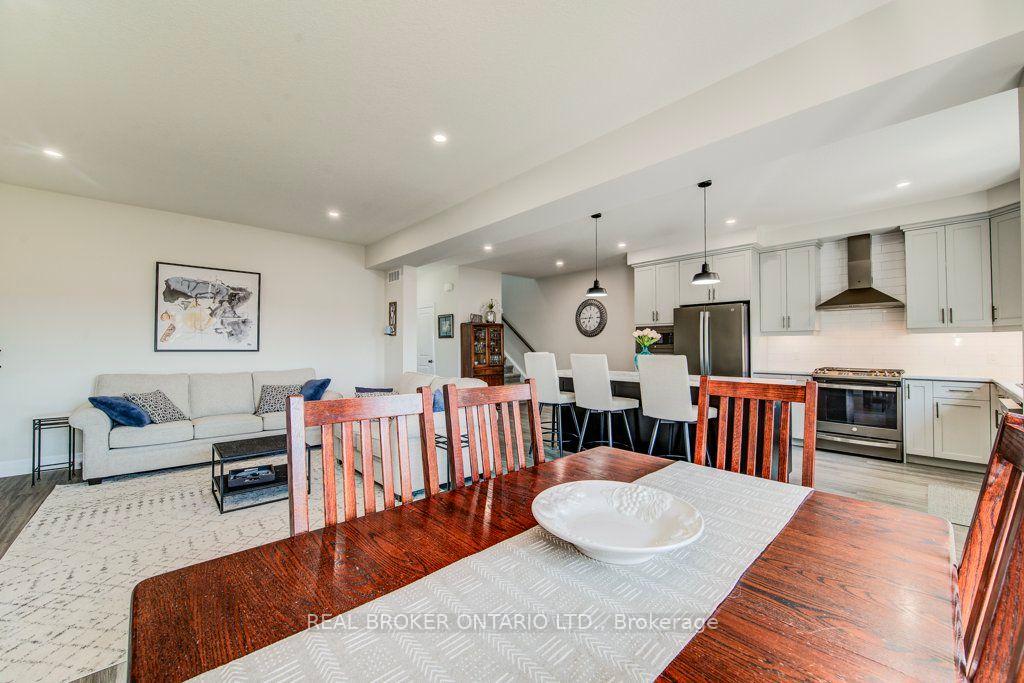 Photo 19 of 654 Wray Avenue S, North Perth, Listowel — HOMEH
