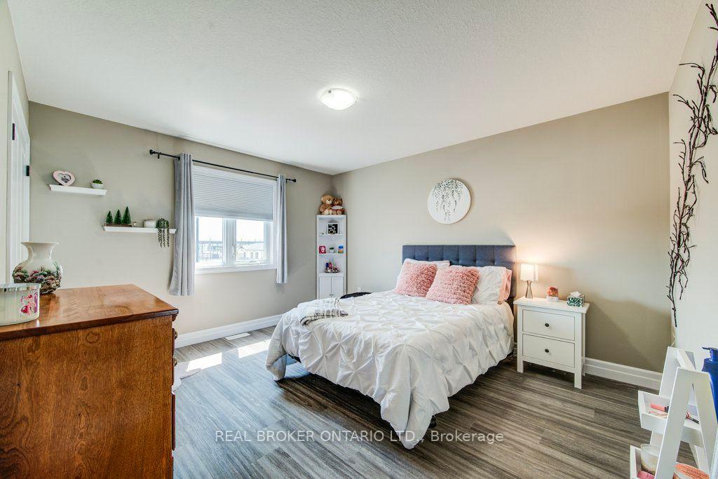 Photo 33 of 654 Wray Avenue S, North Perth, Listowel — HOMEH