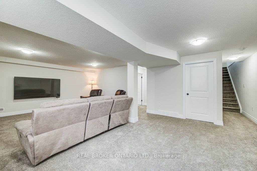Photo 36 of 654 Wray Avenue S, North Perth, Listowel — HOMEH