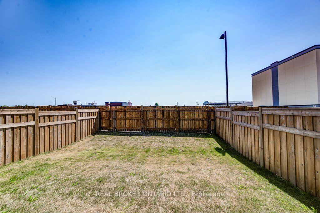 Photo 41 of 654 Wray Avenue S, North Perth, Listowel — HOMEH