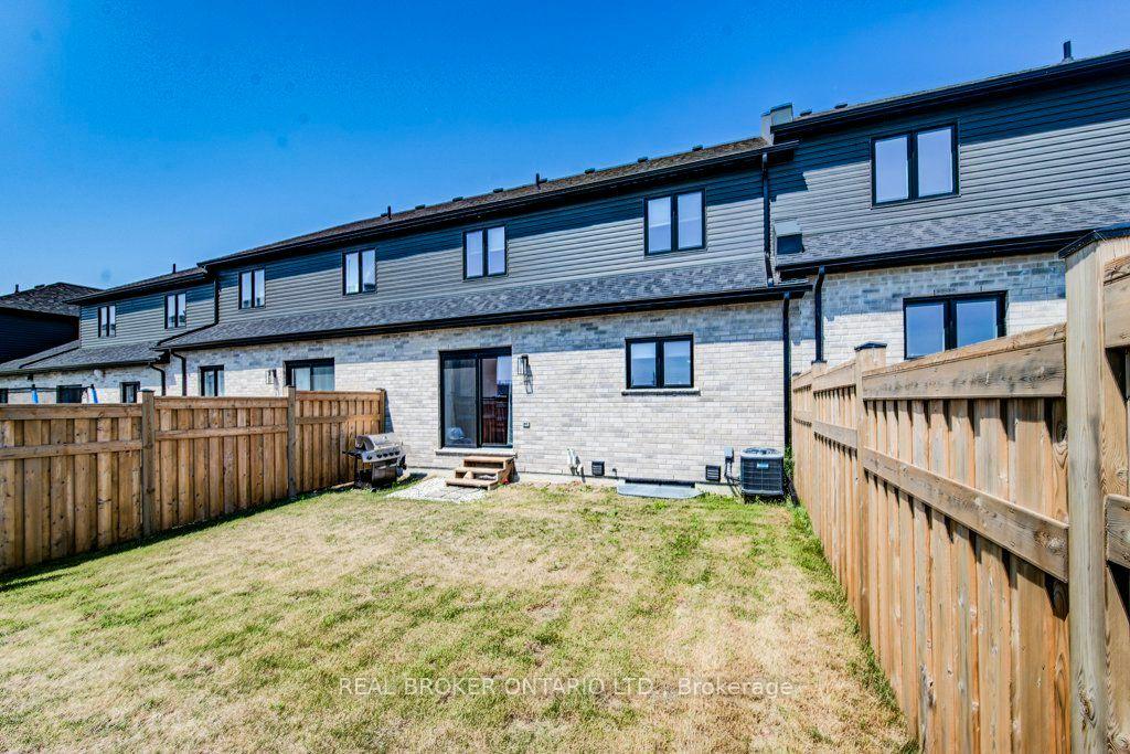 Photo 44 of 654 Wray Avenue S, North Perth, Listowel — HOMEH