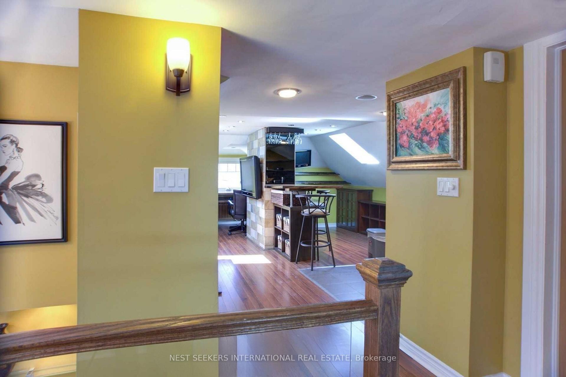 Photo 9 of Unit 2, 250 St Clair Avenue E, Toronto, Rosedale-Moore Park — HOMEH
