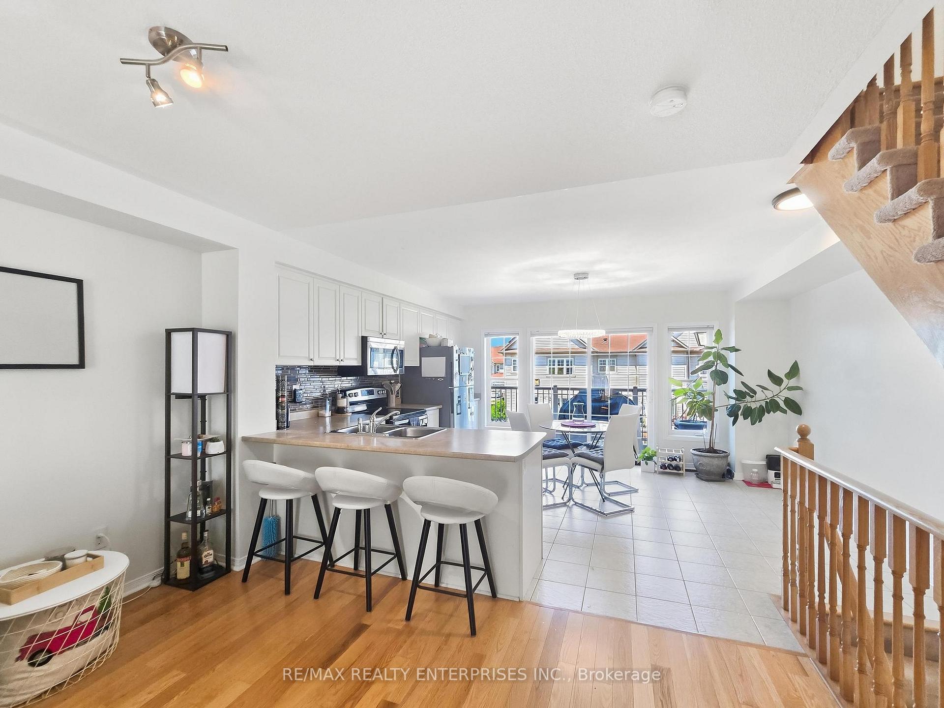 Photo 12 of 112 Harbourside Drive, Whitby, Port Whitby — HOMEH