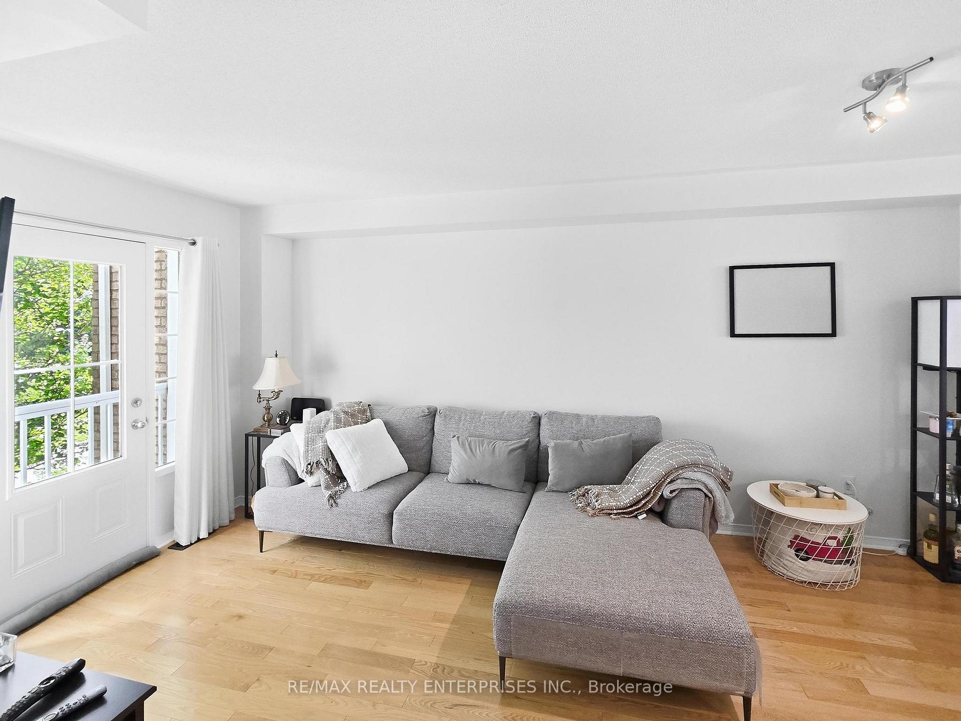 Photo 19 of 112 Harbourside Drive, Whitby, Port Whitby — HOMEH