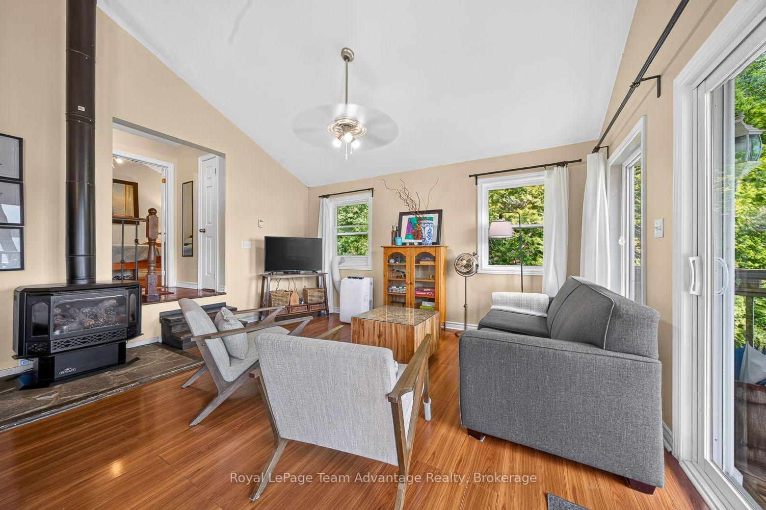 Photo 15 of Unit 9, 7 Silver Point Road, Seguin — HOMEH