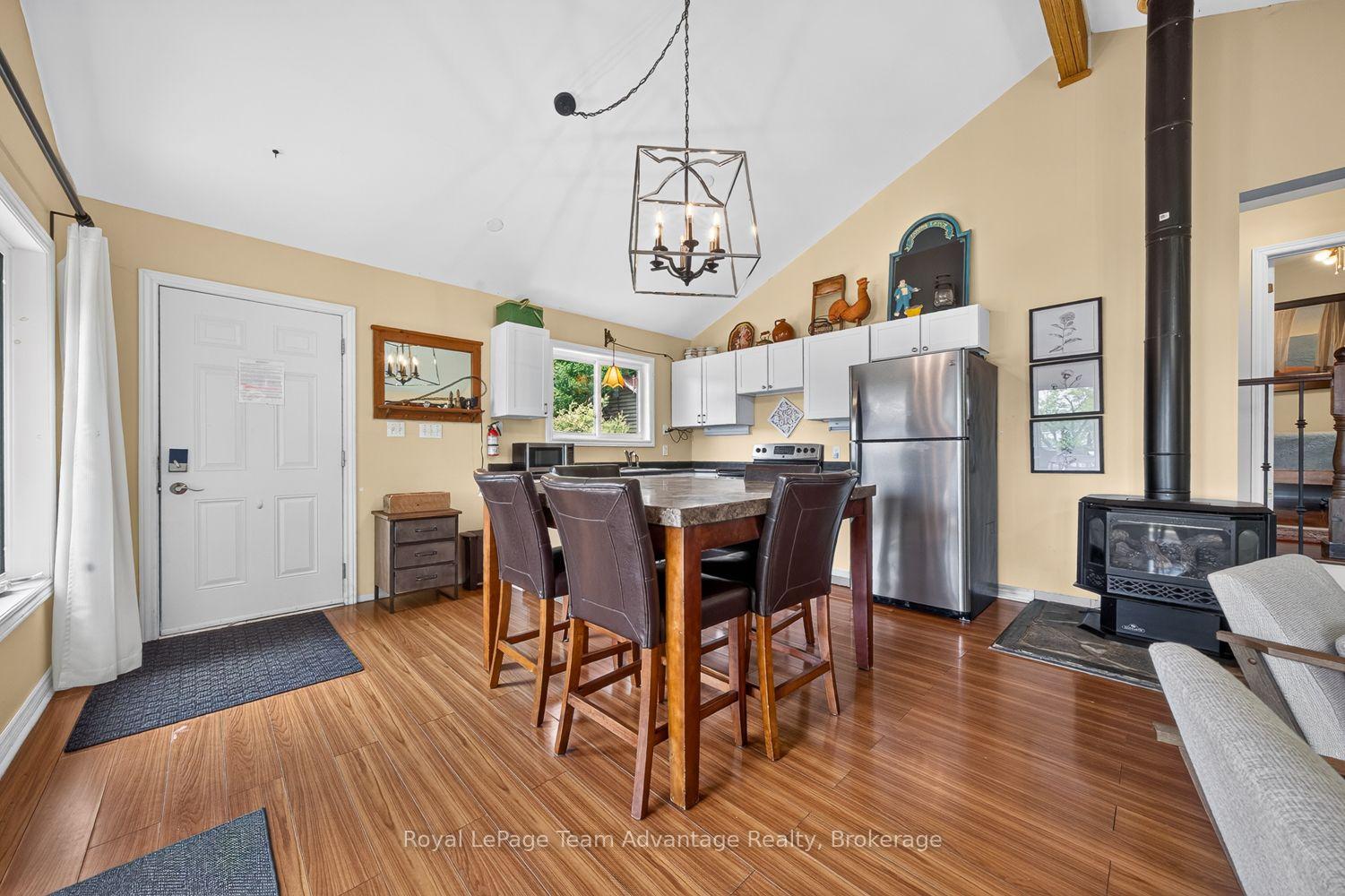 Photo 18 of Unit 9, 7 Silver Point Road, Seguin — HOMEH