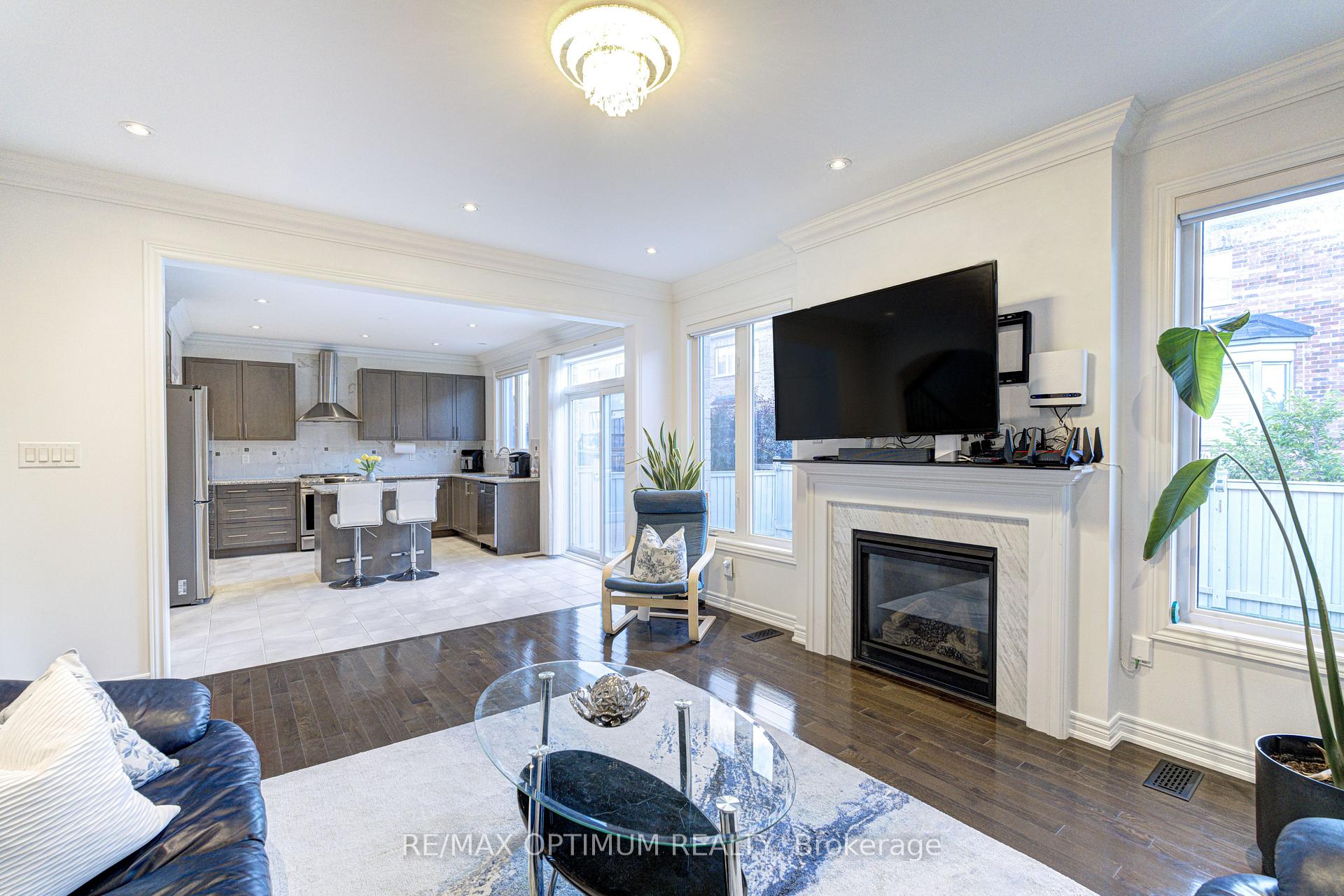 Photo 14 of 46 Sliprock Crescent, Brampton, Credit Valley — HOMEH