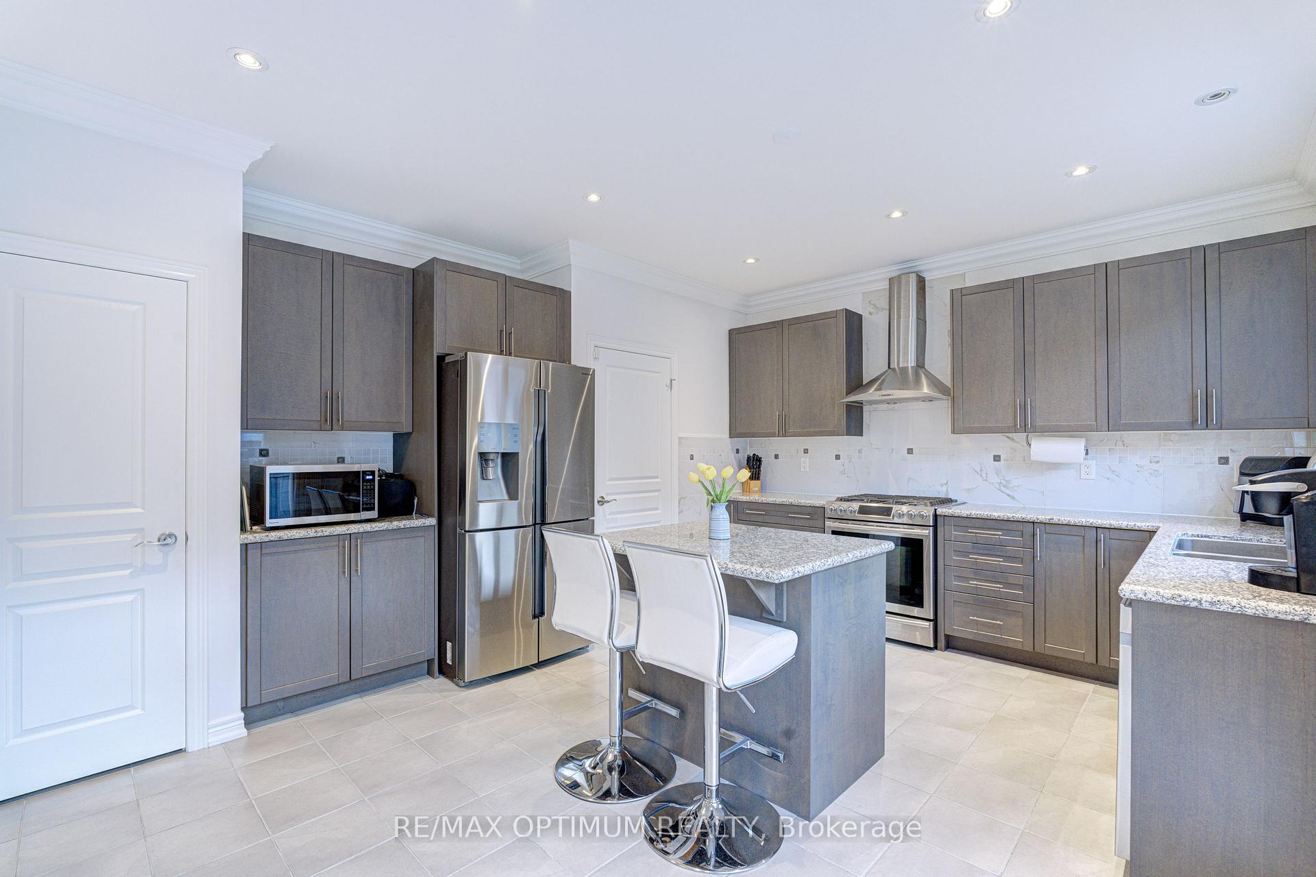Photo 15 of 46 Sliprock Crescent, Brampton, Credit Valley — HOMEH