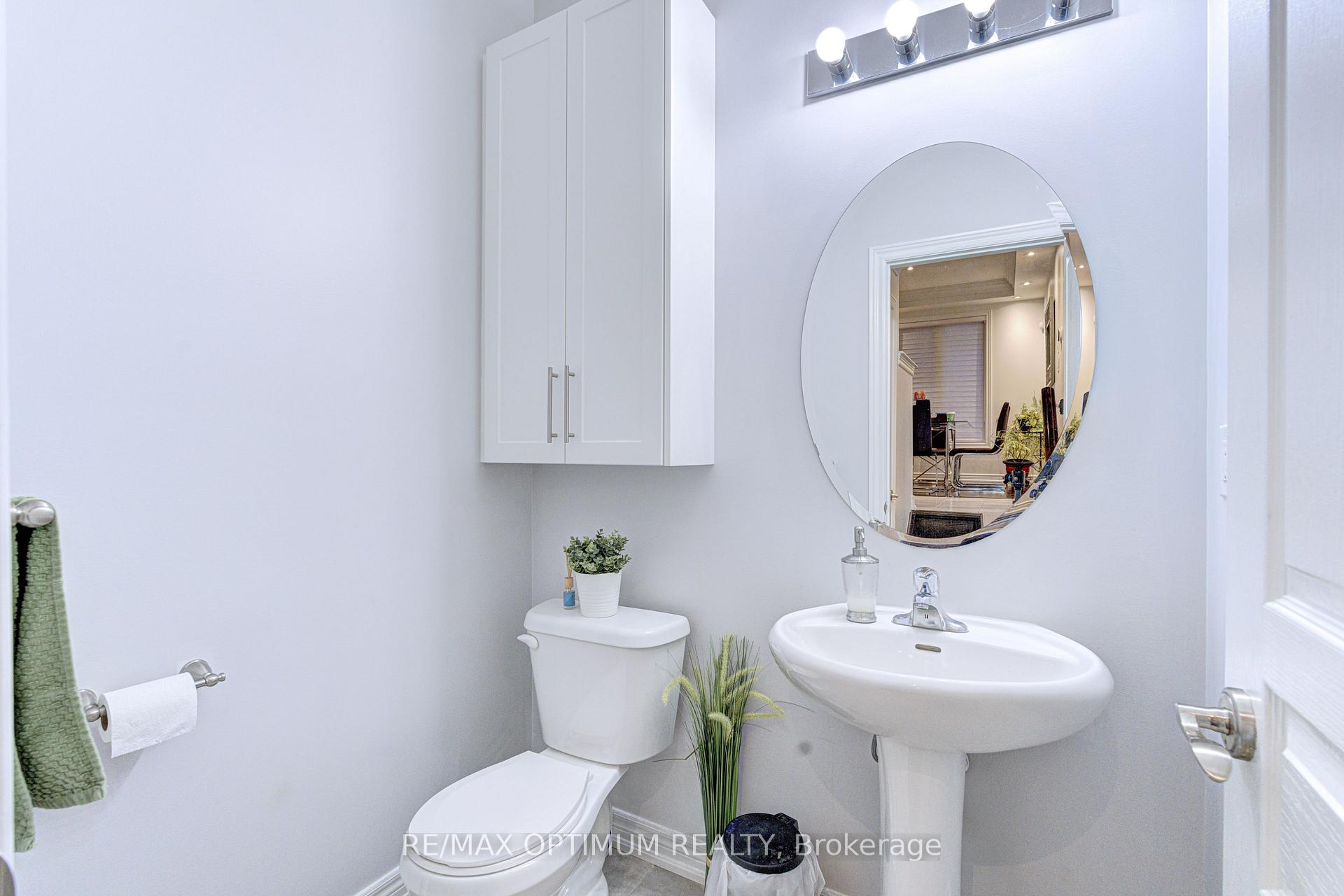 Photo 19 of 46 Sliprock Crescent, Brampton, Credit Valley — HOMEH