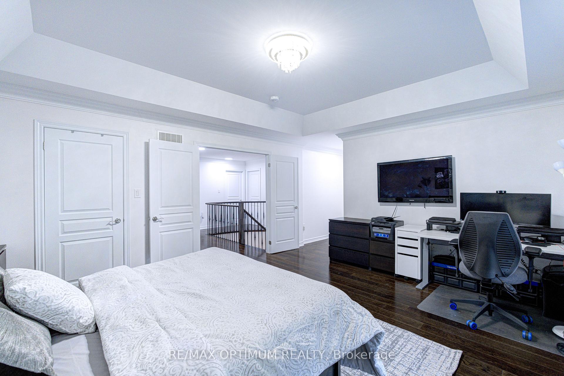 Photo 24 of 46 Sliprock Crescent, Brampton, Credit Valley — HOMEH