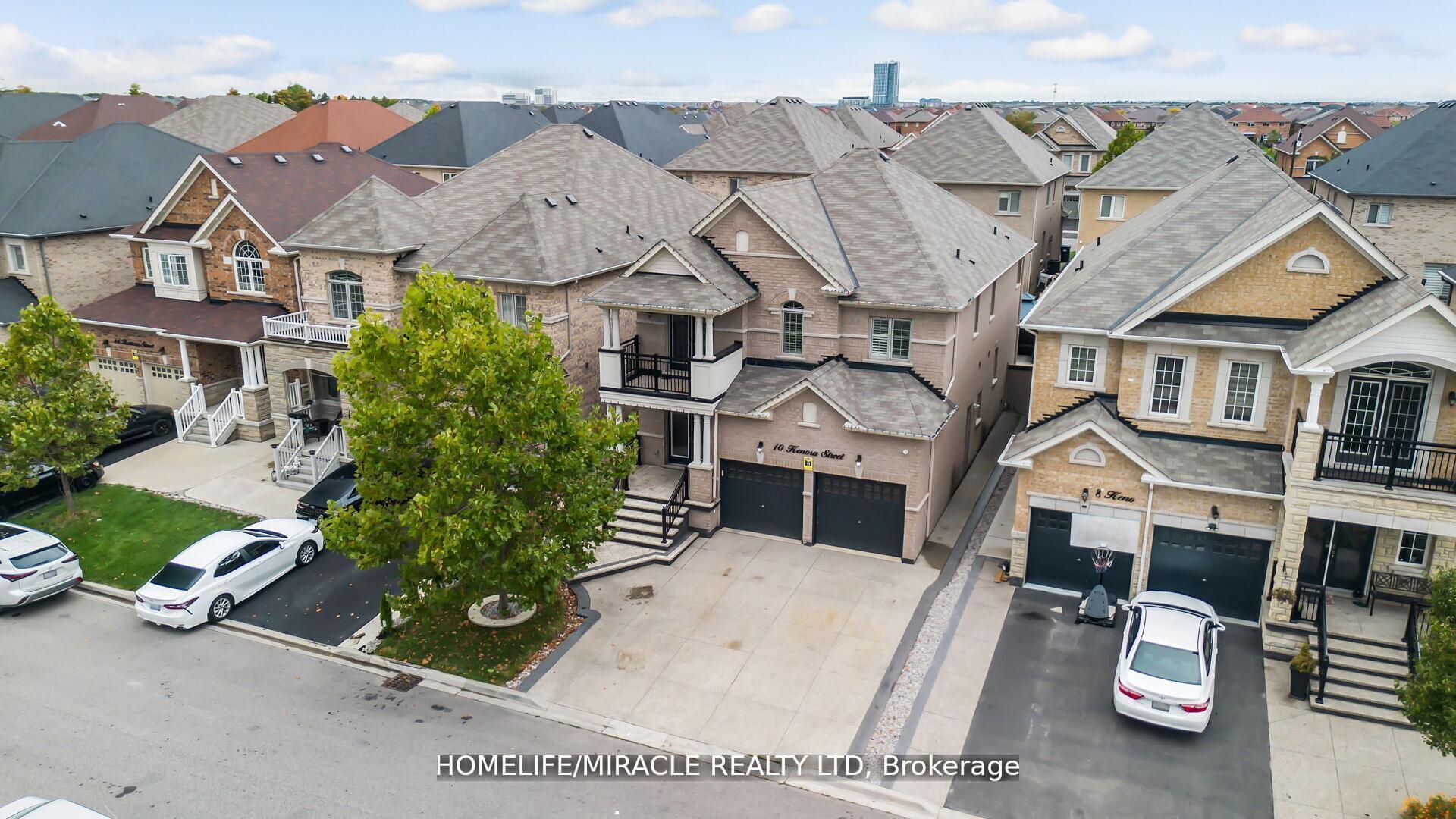 Photo 2 of 10 Kenora Street, Brampton, Credit Valley — HOMEH