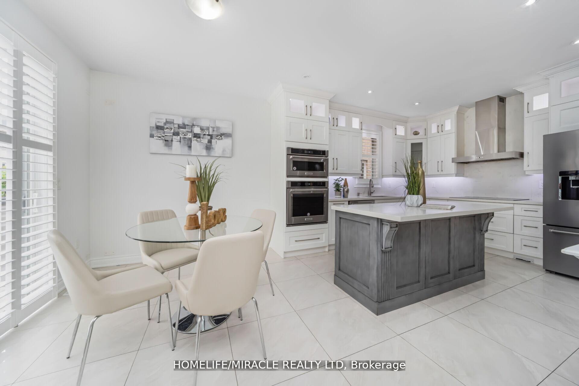 Photo 13 of 10 Kenora Street, Brampton, Credit Valley — HOMEH
