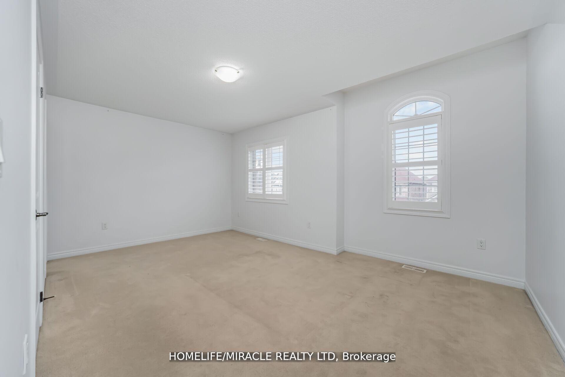 Photo 27 of 10 Kenora Street, Brampton, Credit Valley — HOMEH
