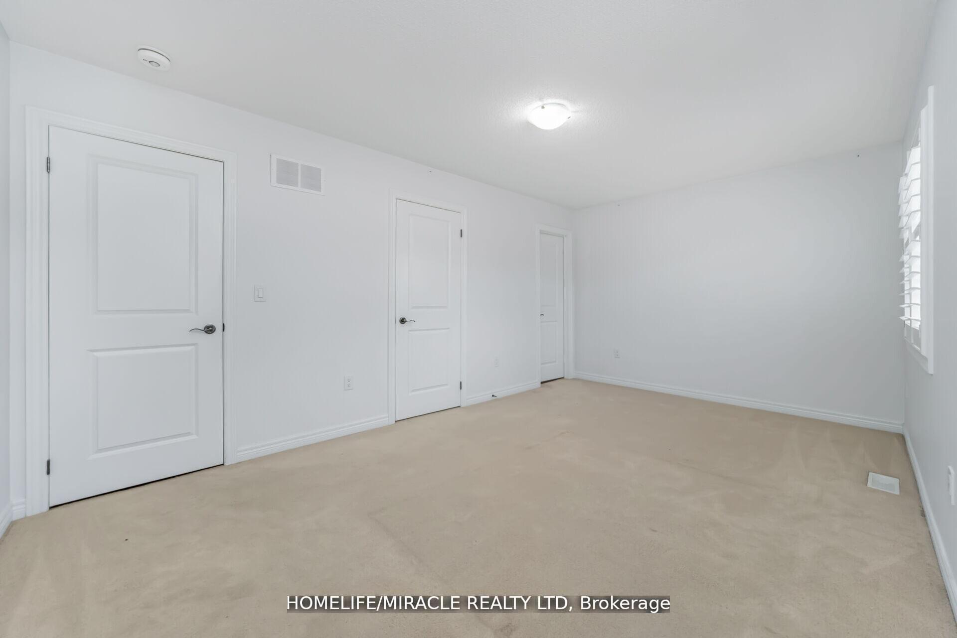 Photo 28 of 10 Kenora Street, Brampton, Credit Valley — HOMEH