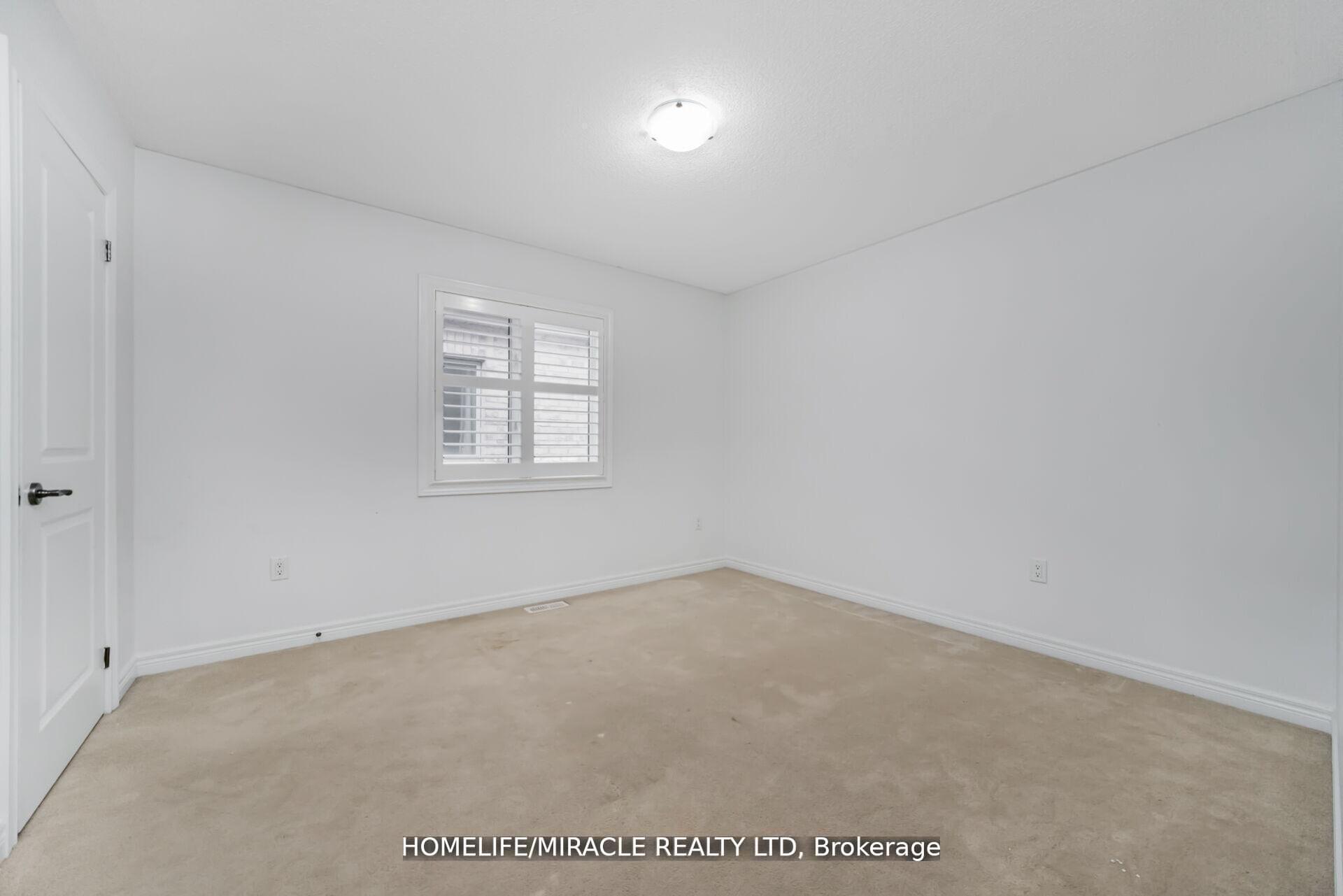 Photo 30 of 10 Kenora Street, Brampton, Credit Valley — HOMEH