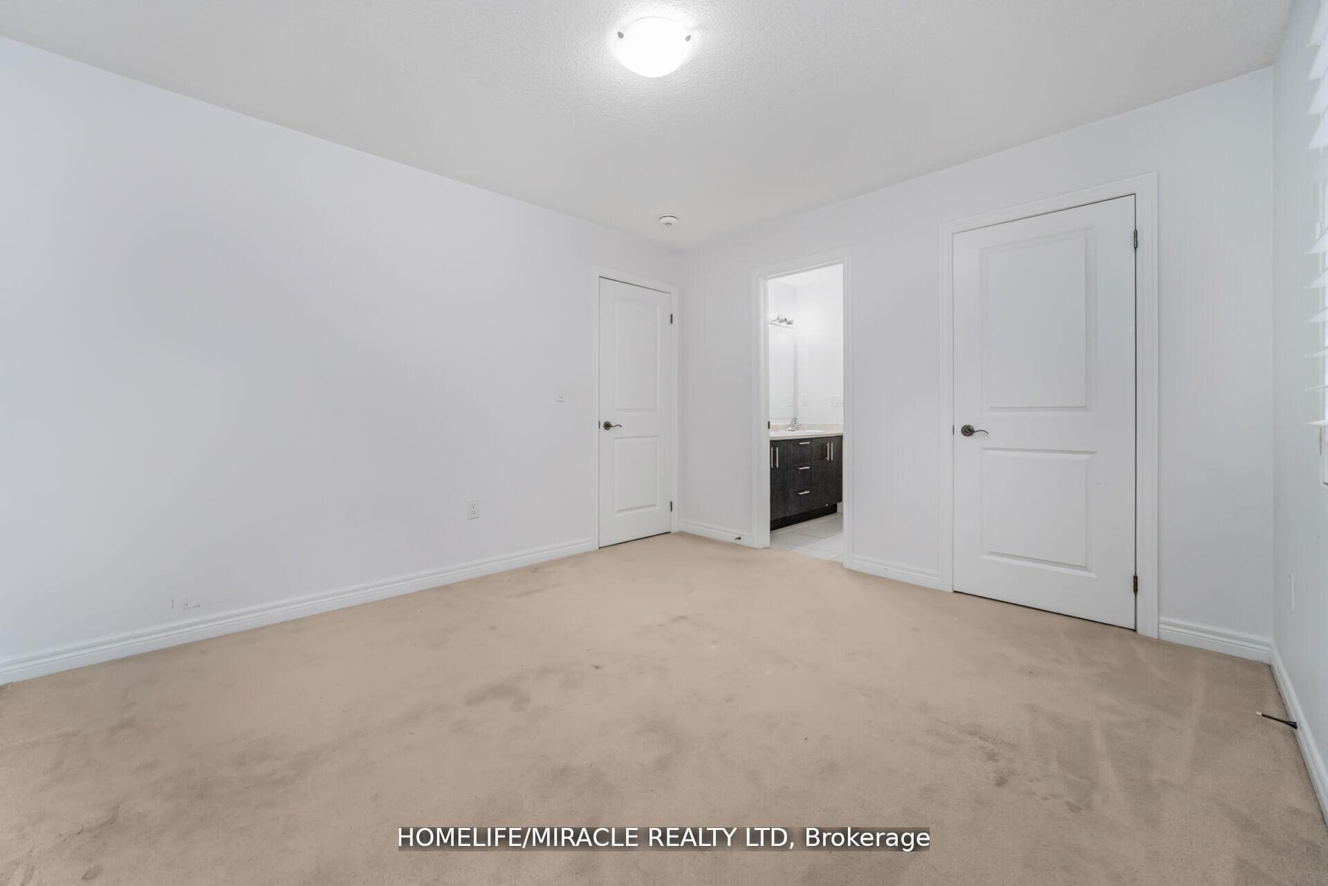 Photo 31 of 10 Kenora Street, Brampton, Credit Valley — HOMEH