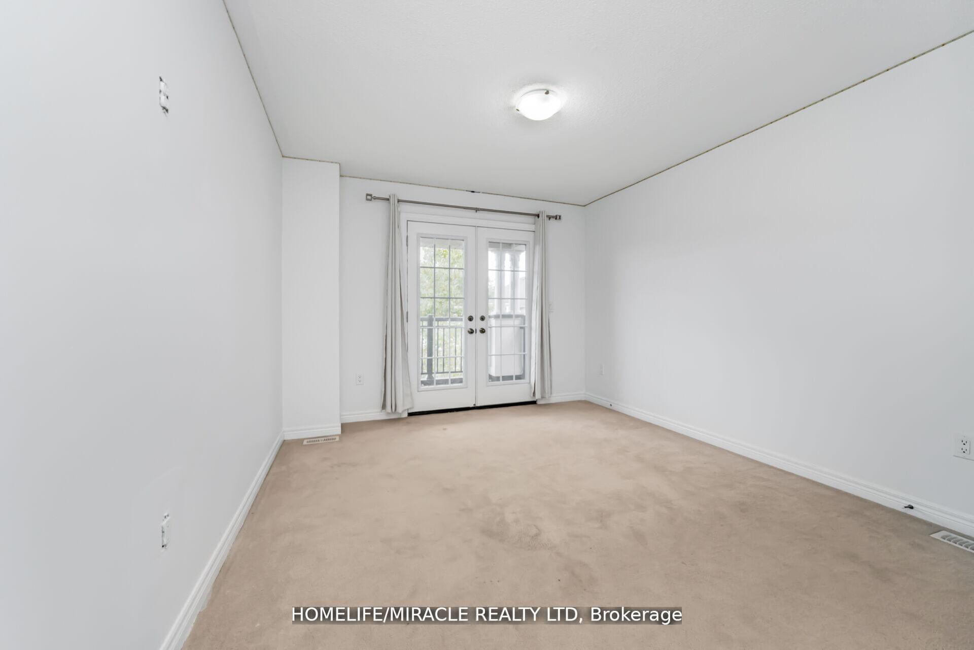 Photo 34 of 10 Kenora Street, Brampton, Credit Valley — HOMEH