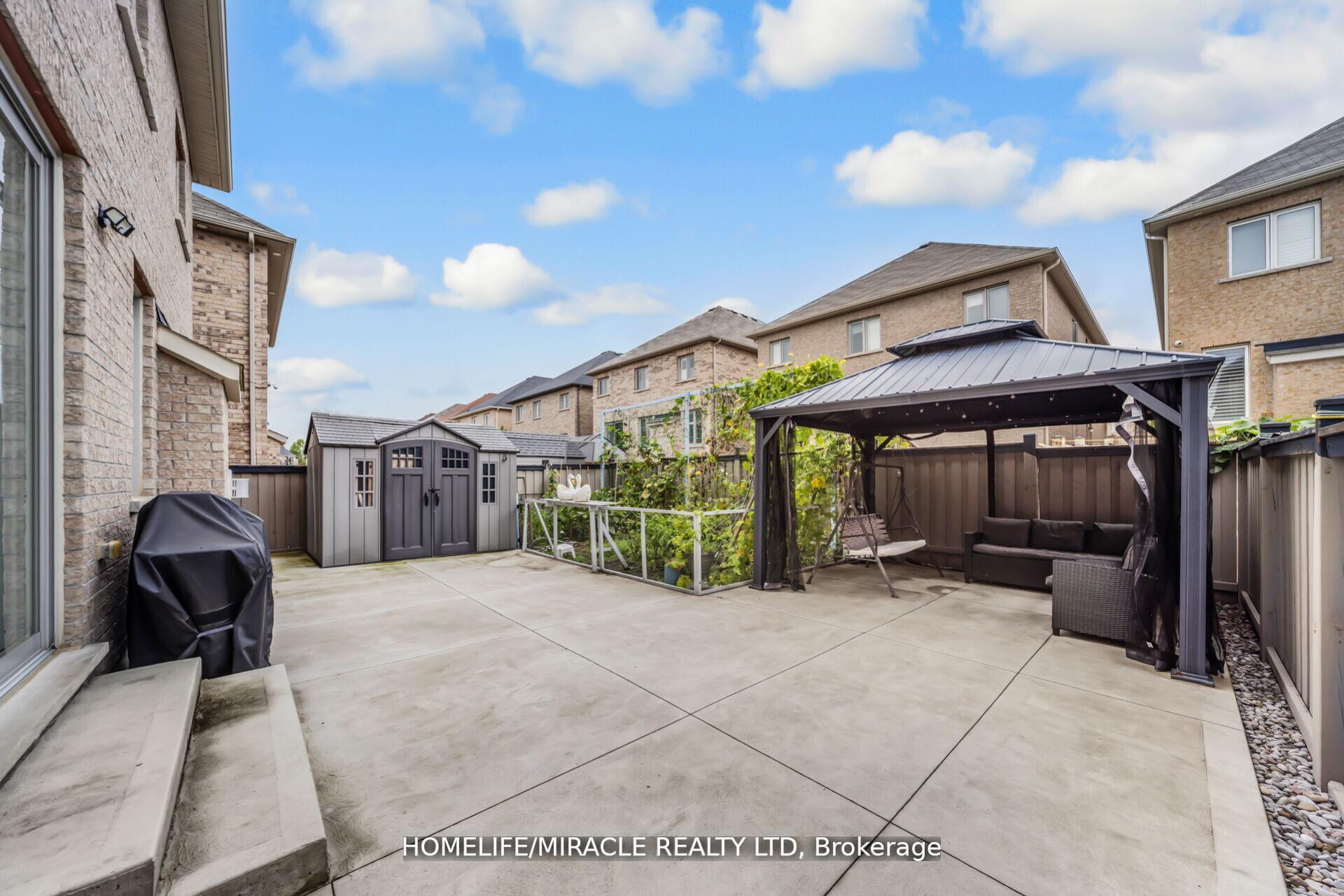 Photo 44 of 10 Kenora Street, Brampton, Credit Valley — HOMEH