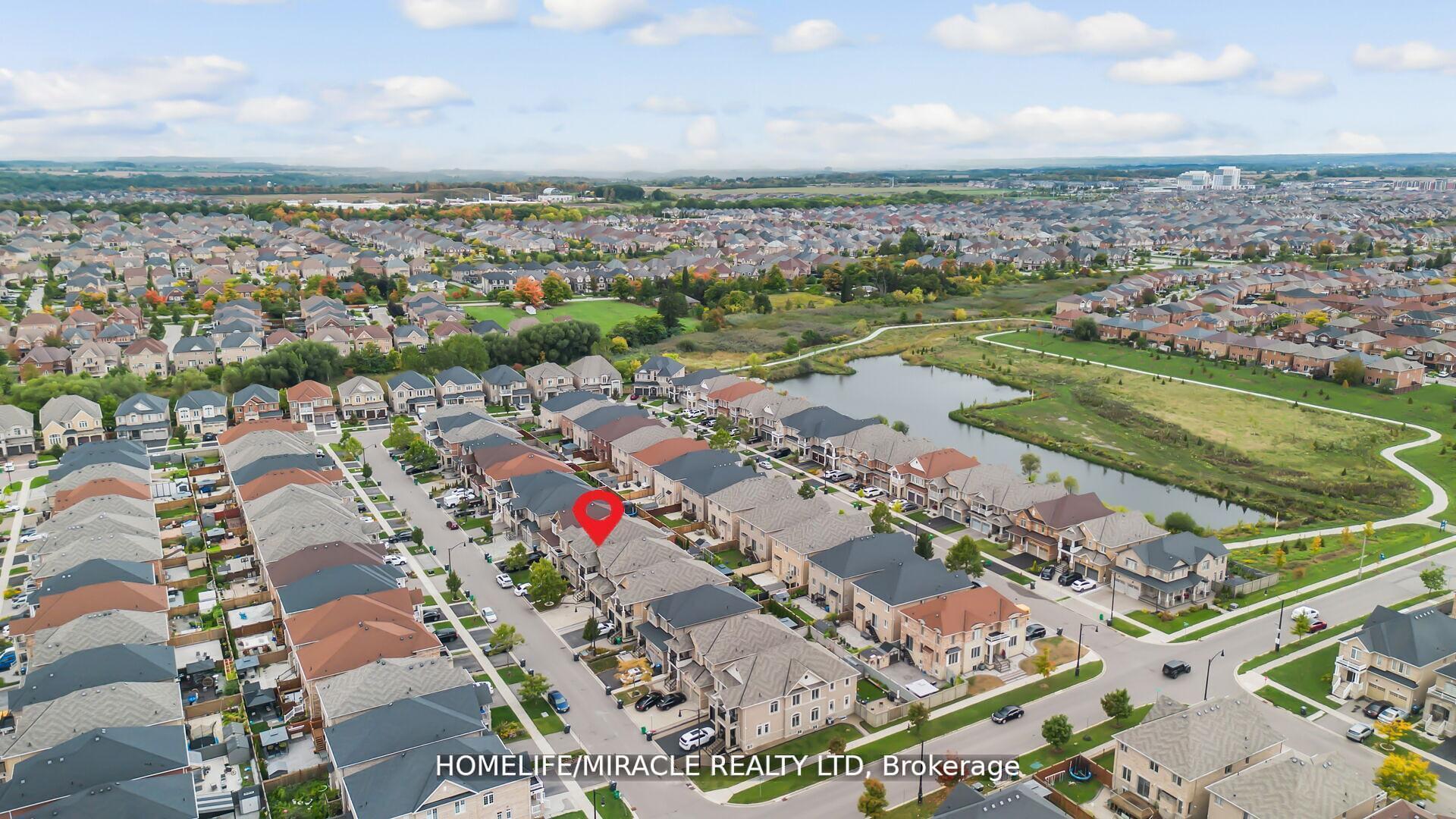 Photo 46 of 10 Kenora Street, Brampton, Credit Valley — HOMEH