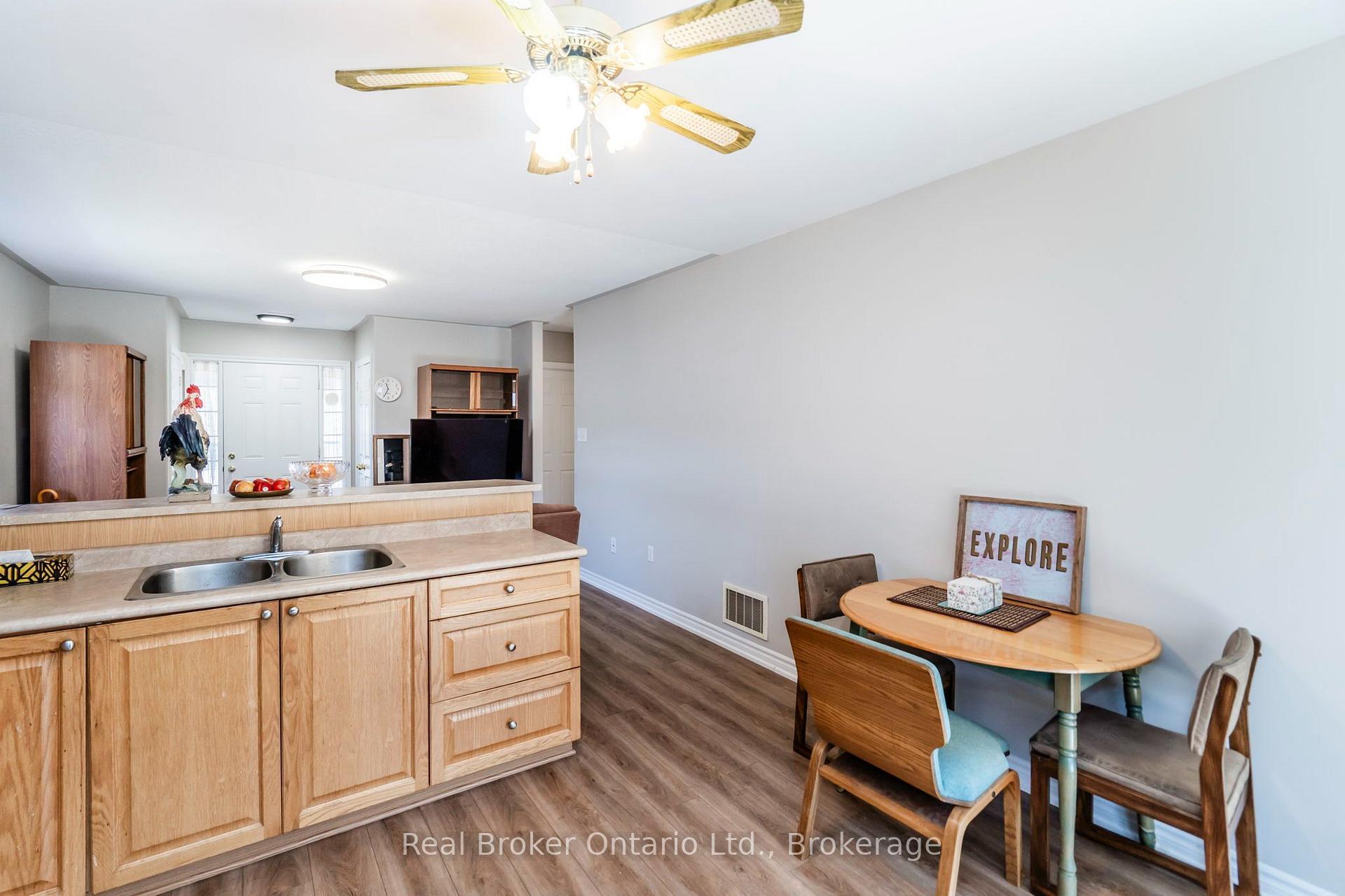 Photo 8 of 255 Yonge Street, Midland — HOMEH