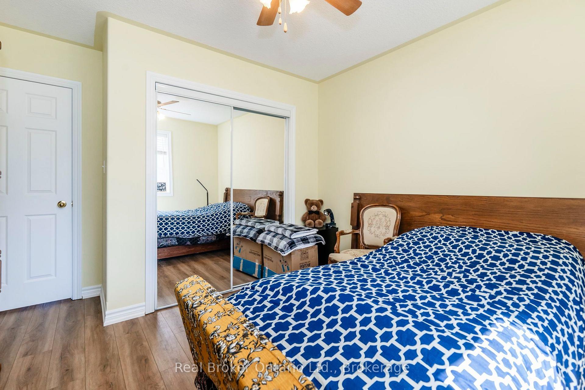 Photo 12 of 255 Yonge Street, Midland — HOMEH