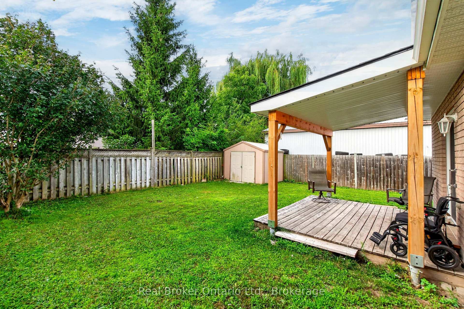 Photo 18 of 255 Yonge Street, Midland — HOMEH