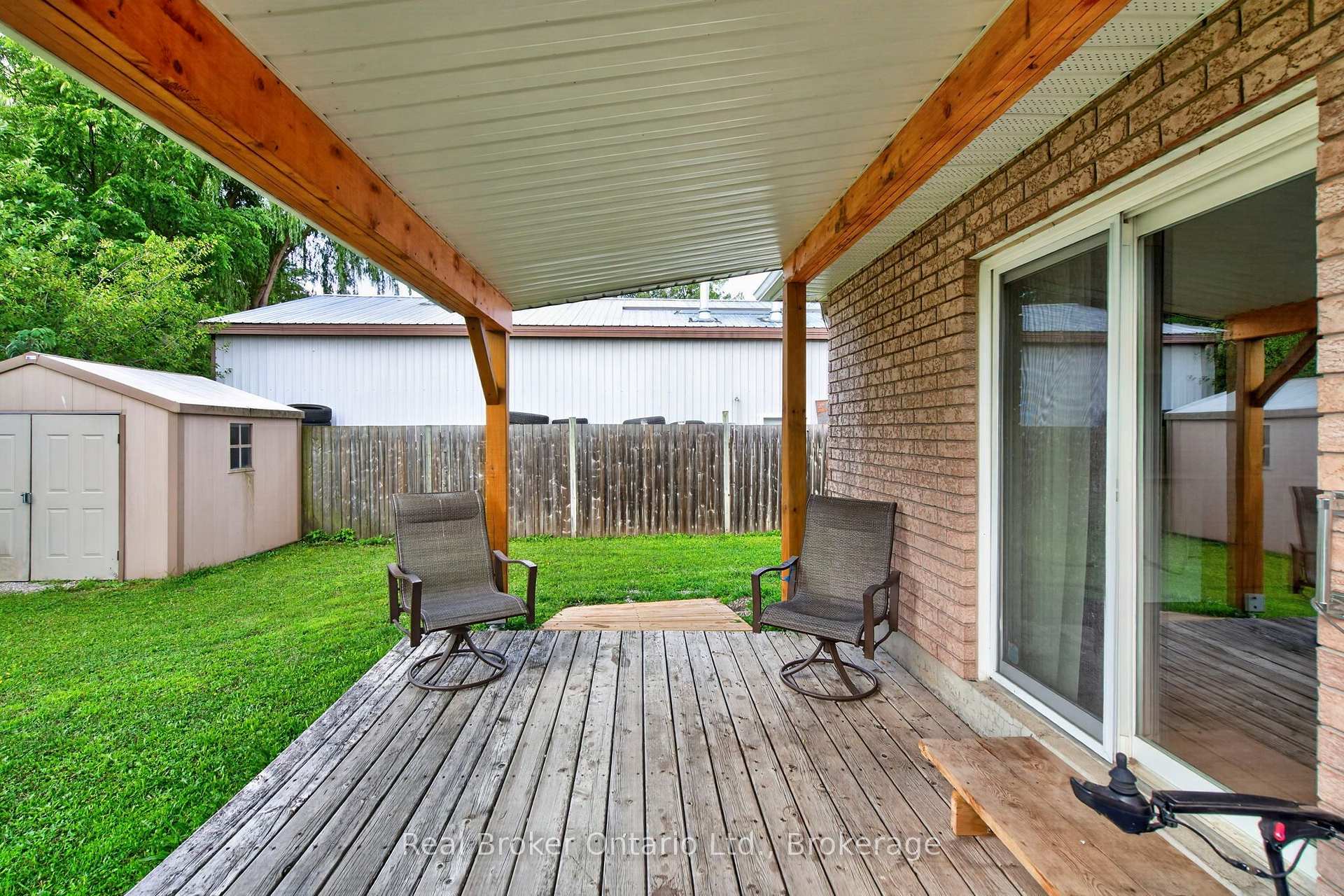 Photo 21 of 255 Yonge Street, Midland — HOMEH