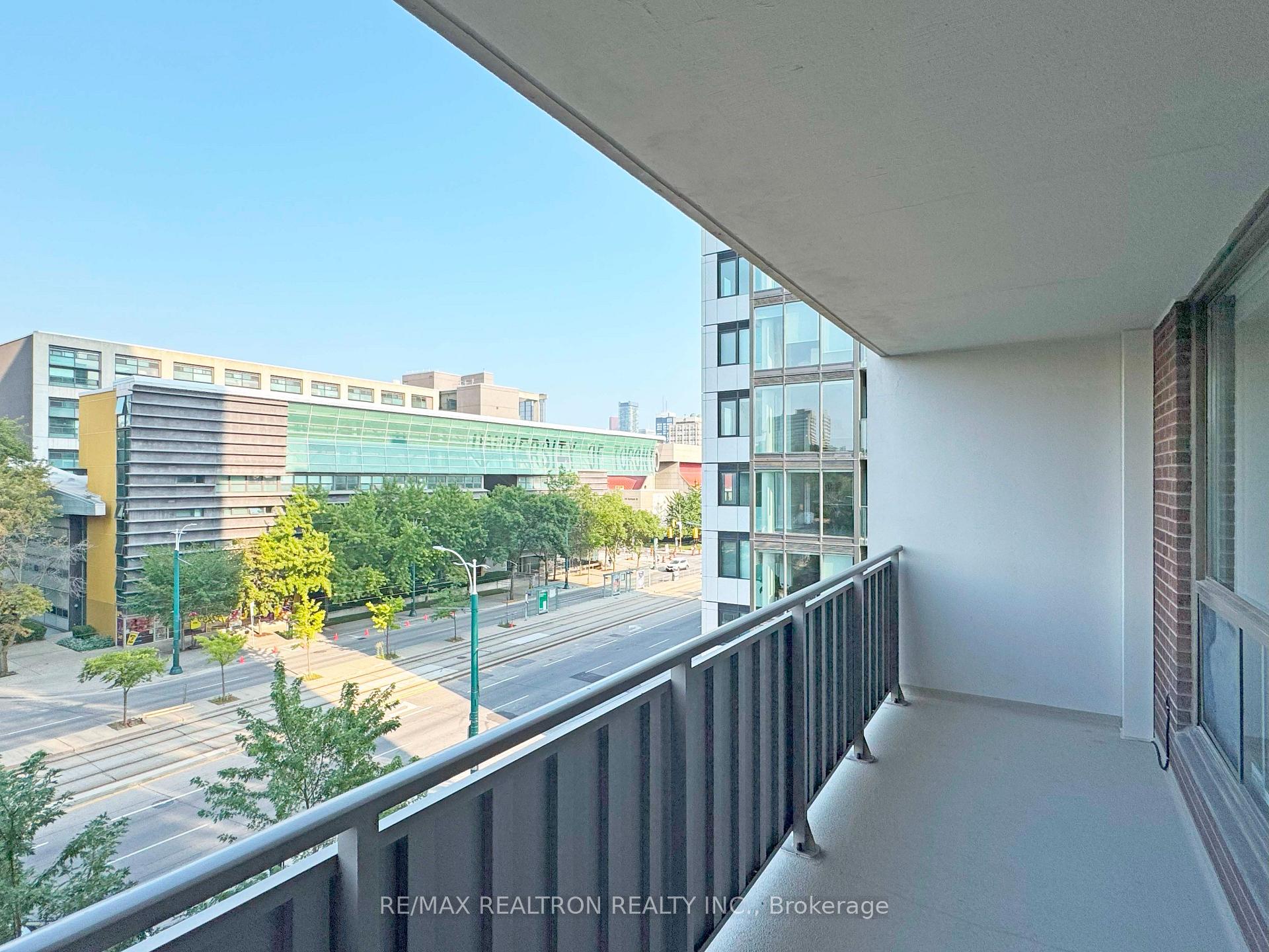 Photo 22 of Unit 510, 666 Spadina Avenue, Toronto, University — HOMEH