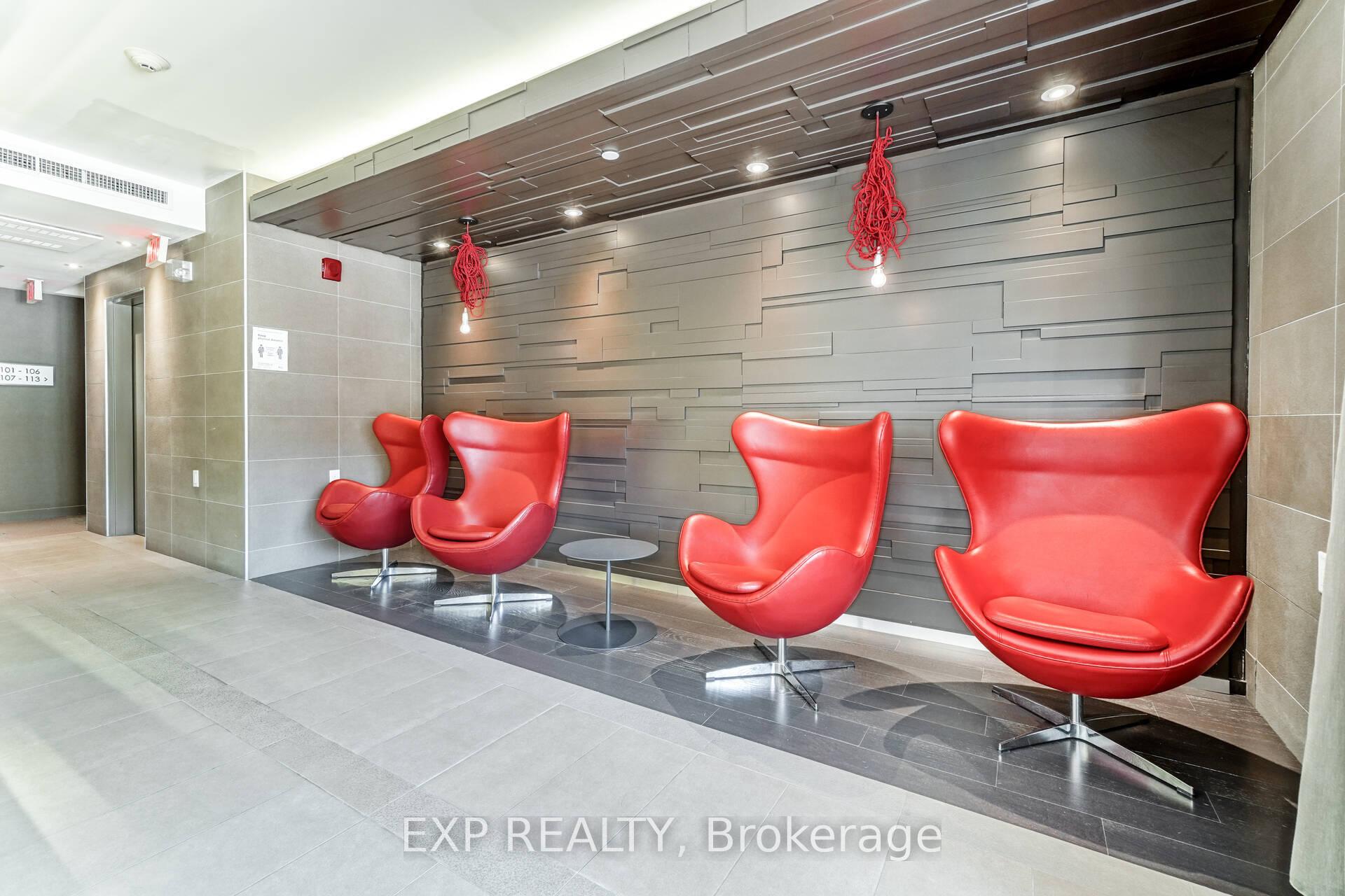 Photo 5 of Unit 207, 5005 Harvard Road, Mississauga, Churchill Meadows — HOMEH
