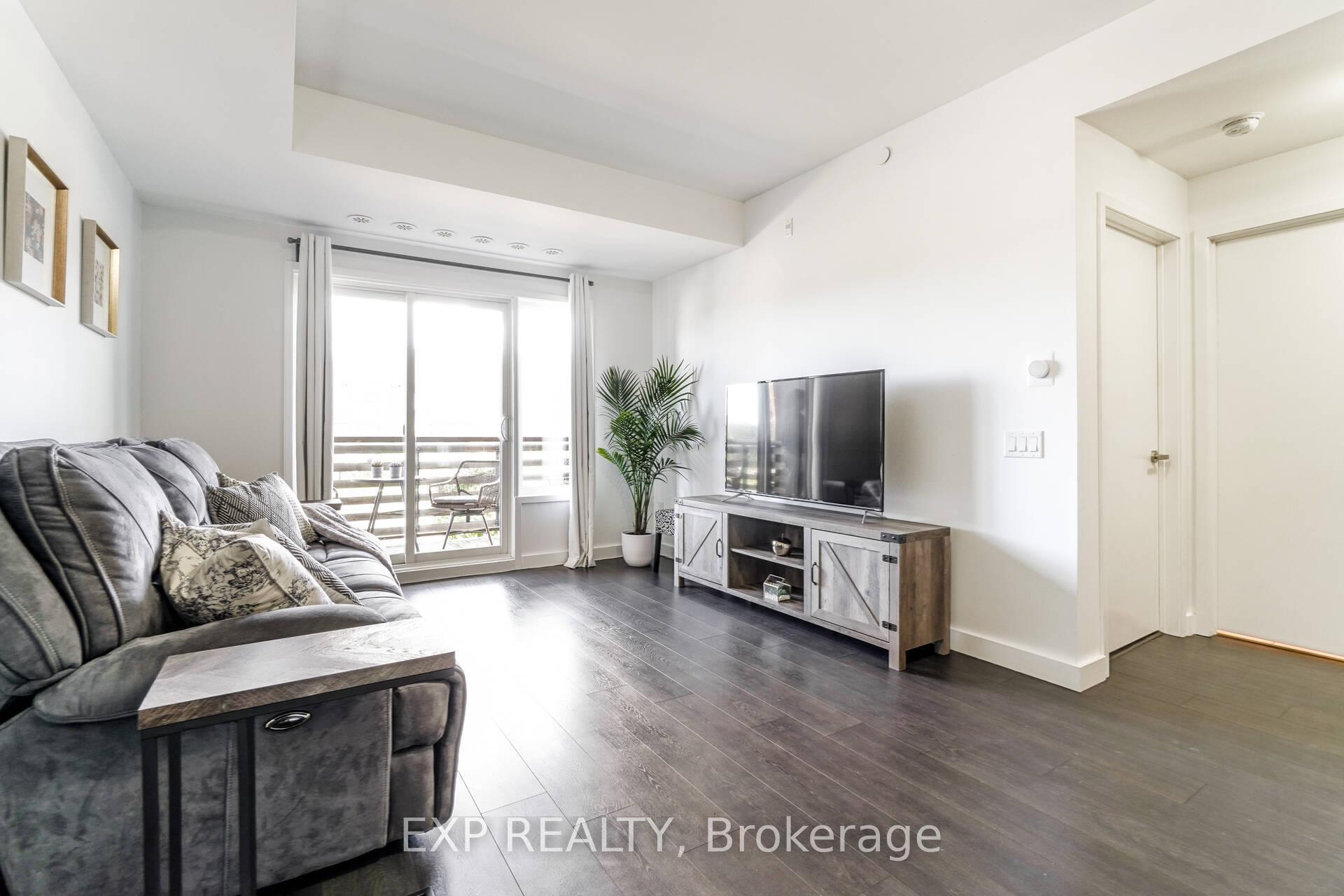 Photo 10 of Unit 207, 5005 Harvard Road, Mississauga, Churchill Meadows — HOMEH