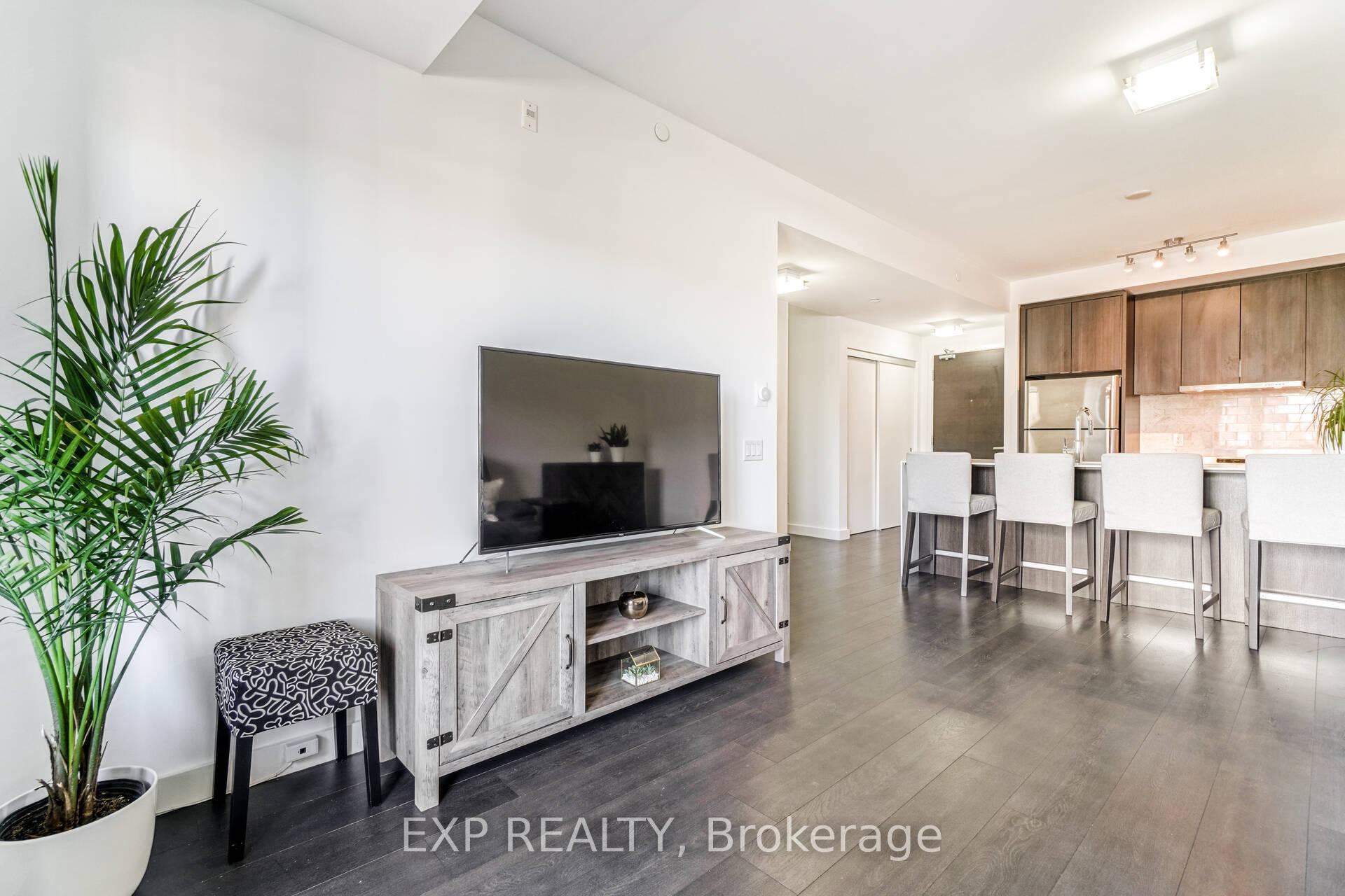 Photo 11 of Unit 207, 5005 Harvard Road, Mississauga, Churchill Meadows — HOMEH