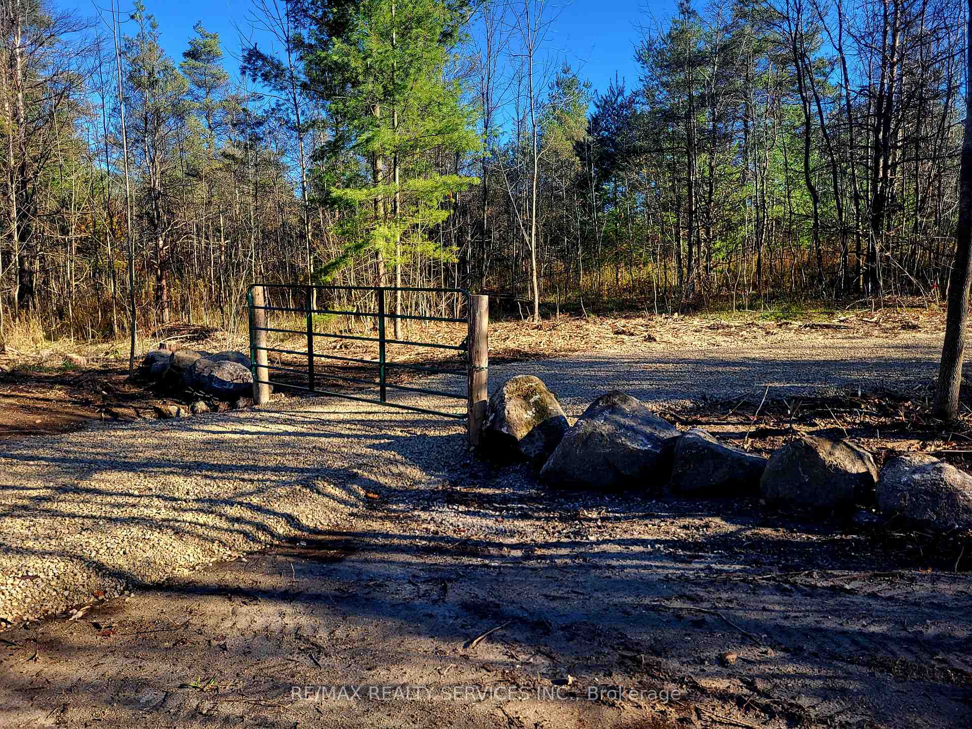 Photo 8 of 395421 Concession 2 Road, Chatsworth — HOMEH