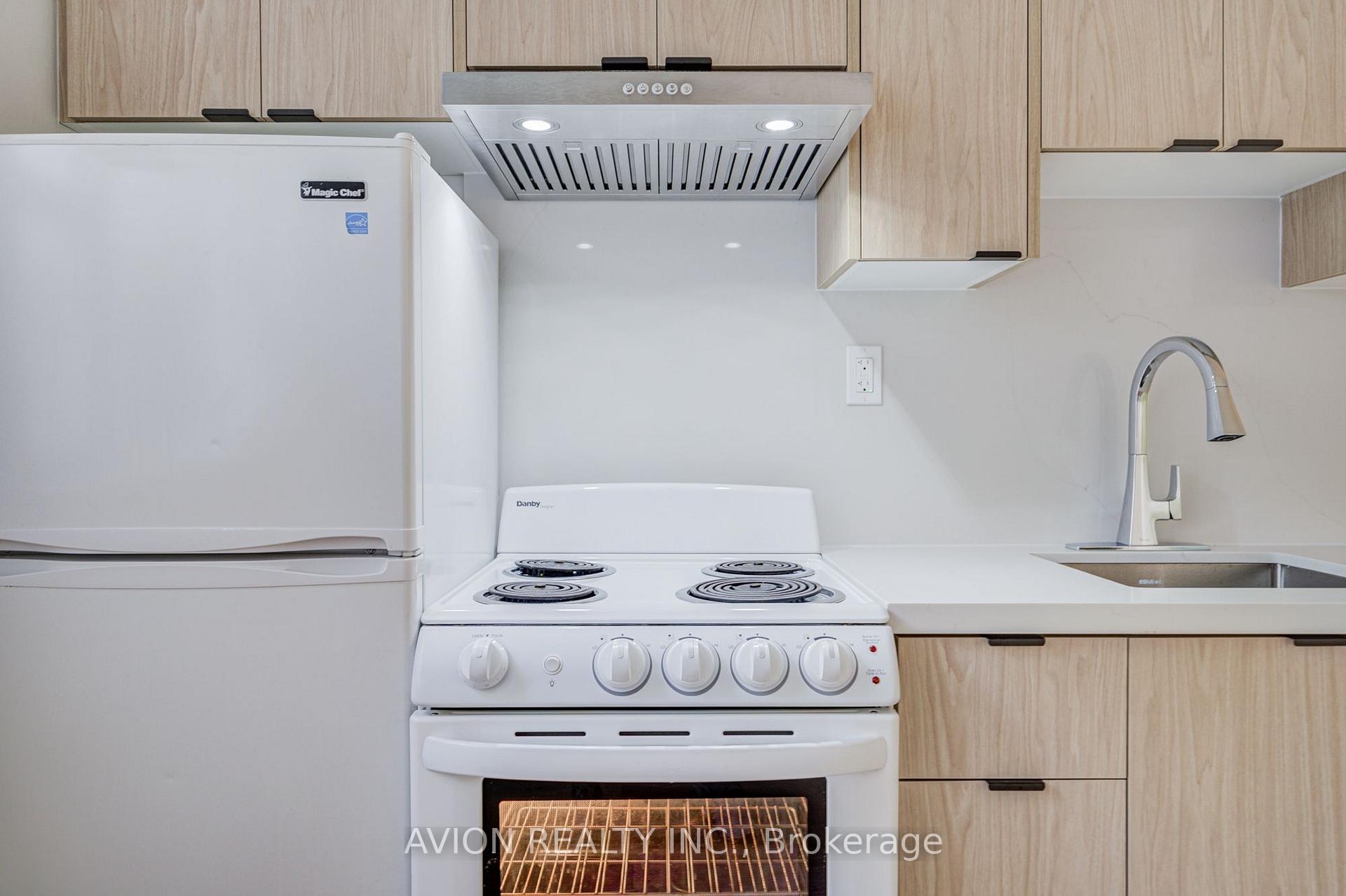 Photo 11 of Unit Unit 2, 882 Broadview Avenue, Toronto, Playter Estates-Danforth — HOMEH