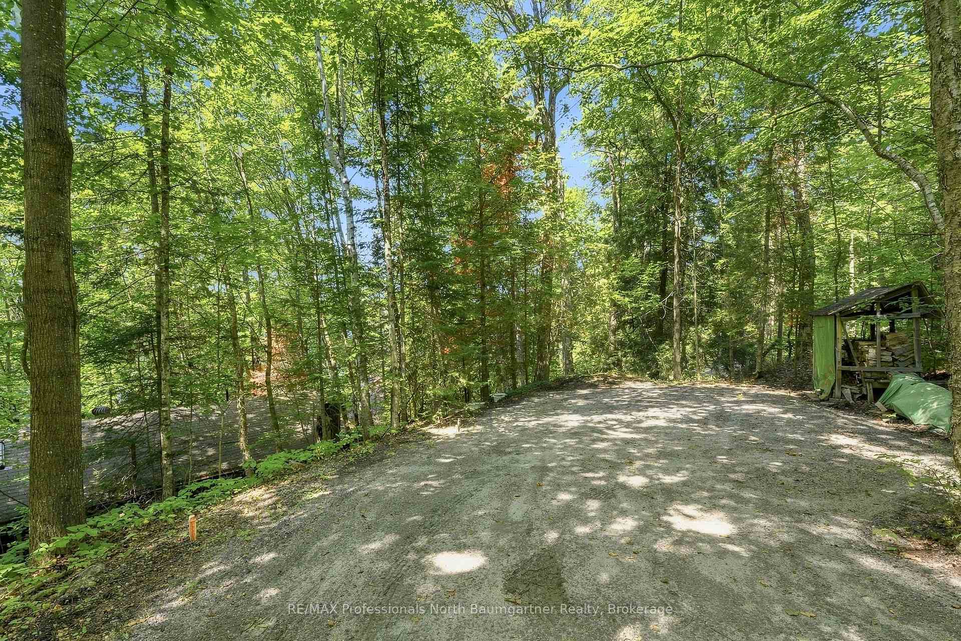 Photo 22 of 2183 Trapper's Trail, Dysart et al, Dudley — HOMEH