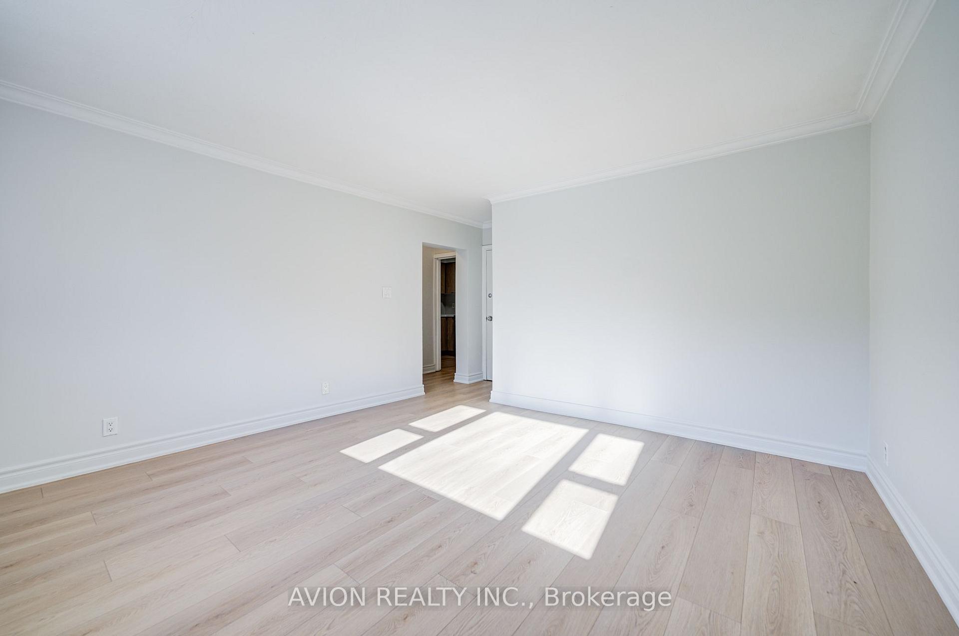 Photo 11 of Unit Unit 1, 882 Broadview Avenue, Toronto, Playter Estates-Danforth — HOMEH