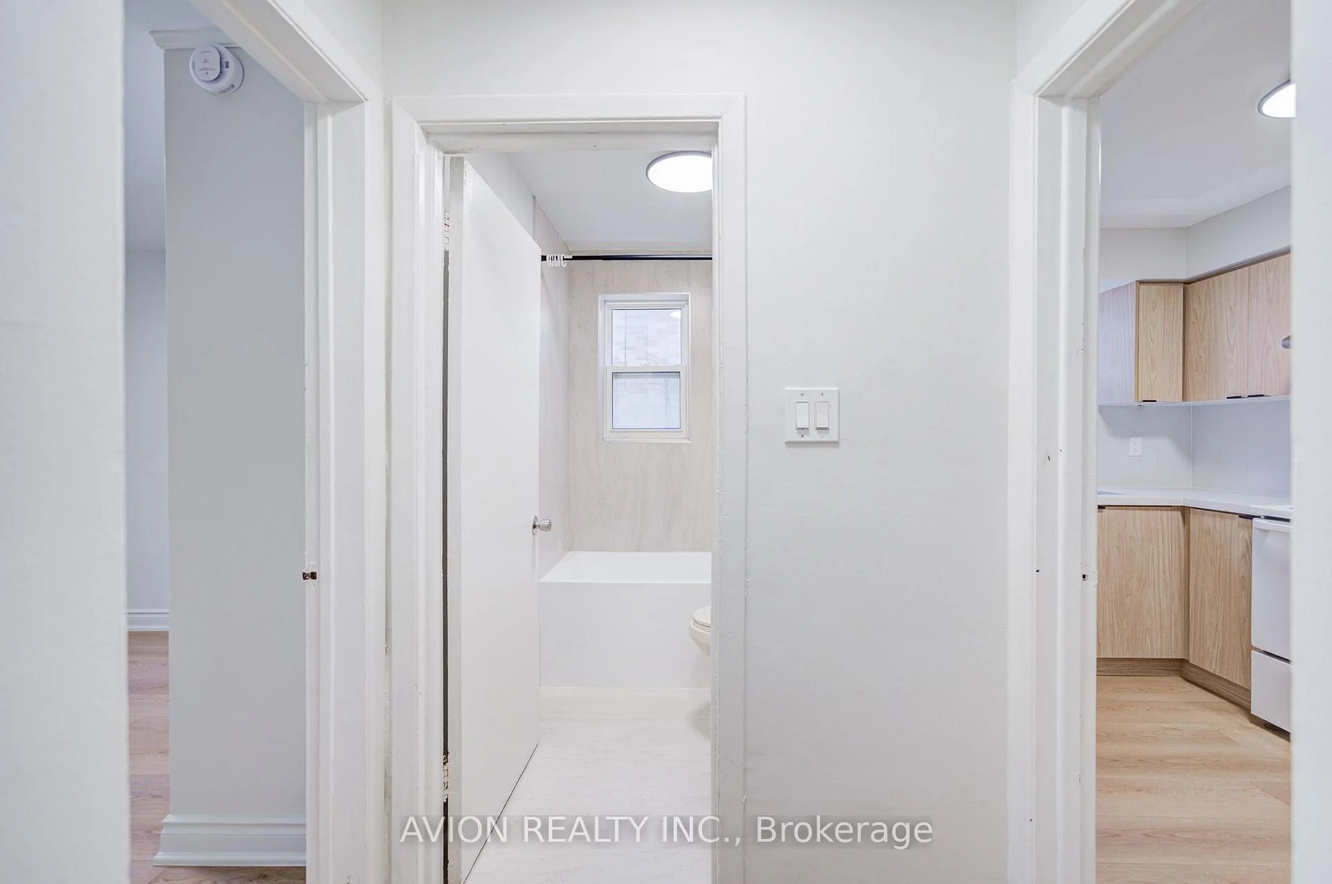 Photo 13 of Unit Unit 1, 882 Broadview Avenue, Toronto, Playter Estates-Danforth — HOMEH