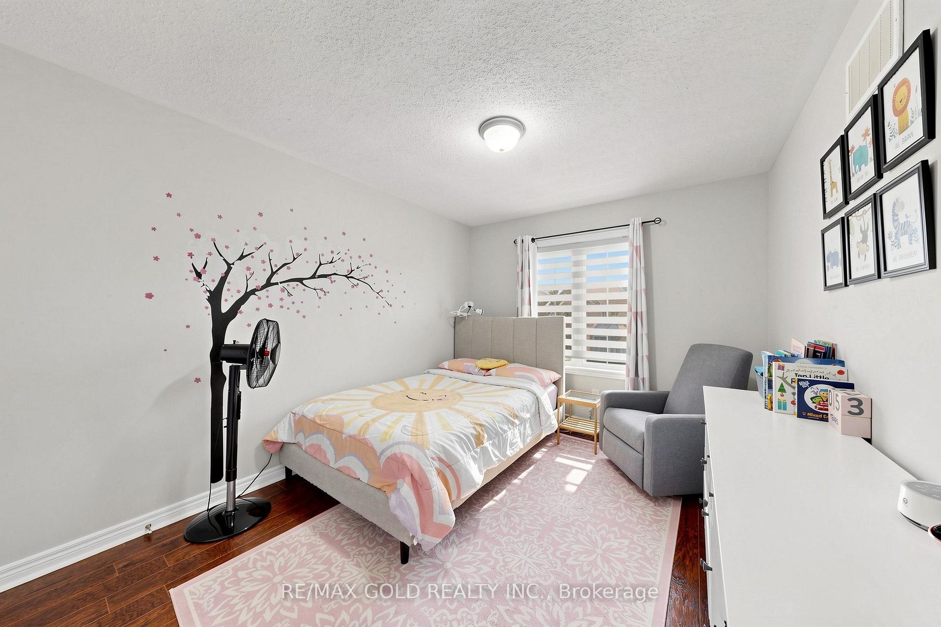 Photo 30 of 13 Fringetree Road, Brampton, Sandringham-Wellington North — HOMEH